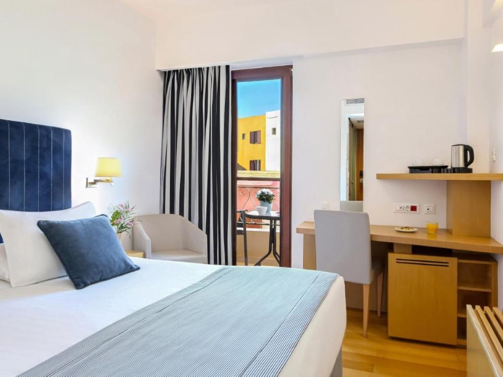 Porto Veneziano Hotel - Photo 6