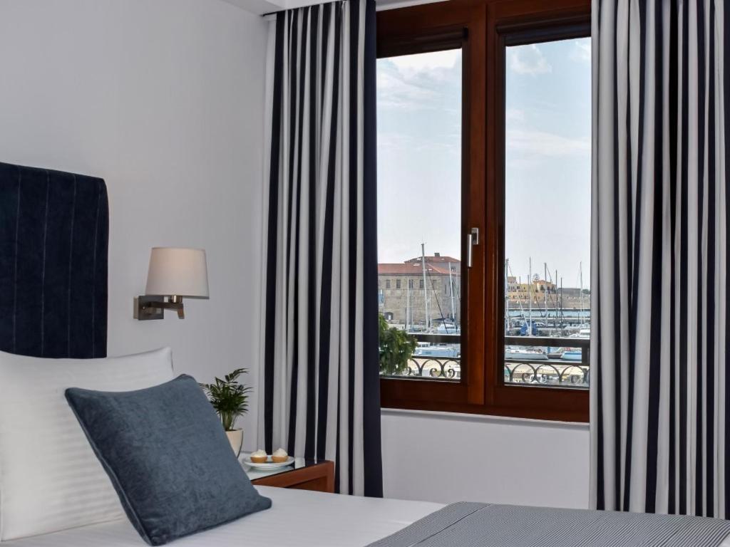 Porto Veneziano Hotel - Photo 26