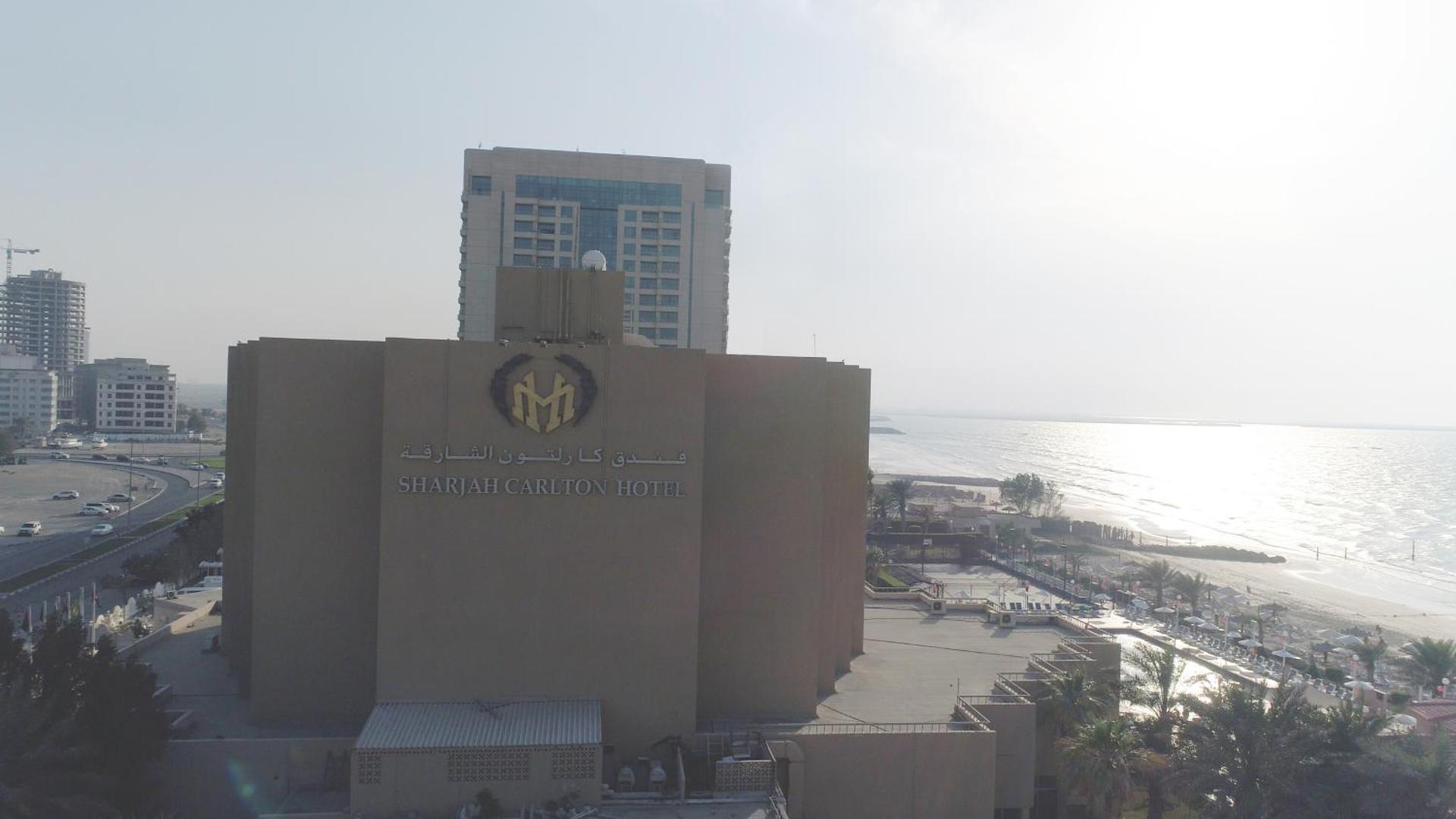 Sharjah Carlton Hotel - Photo 16