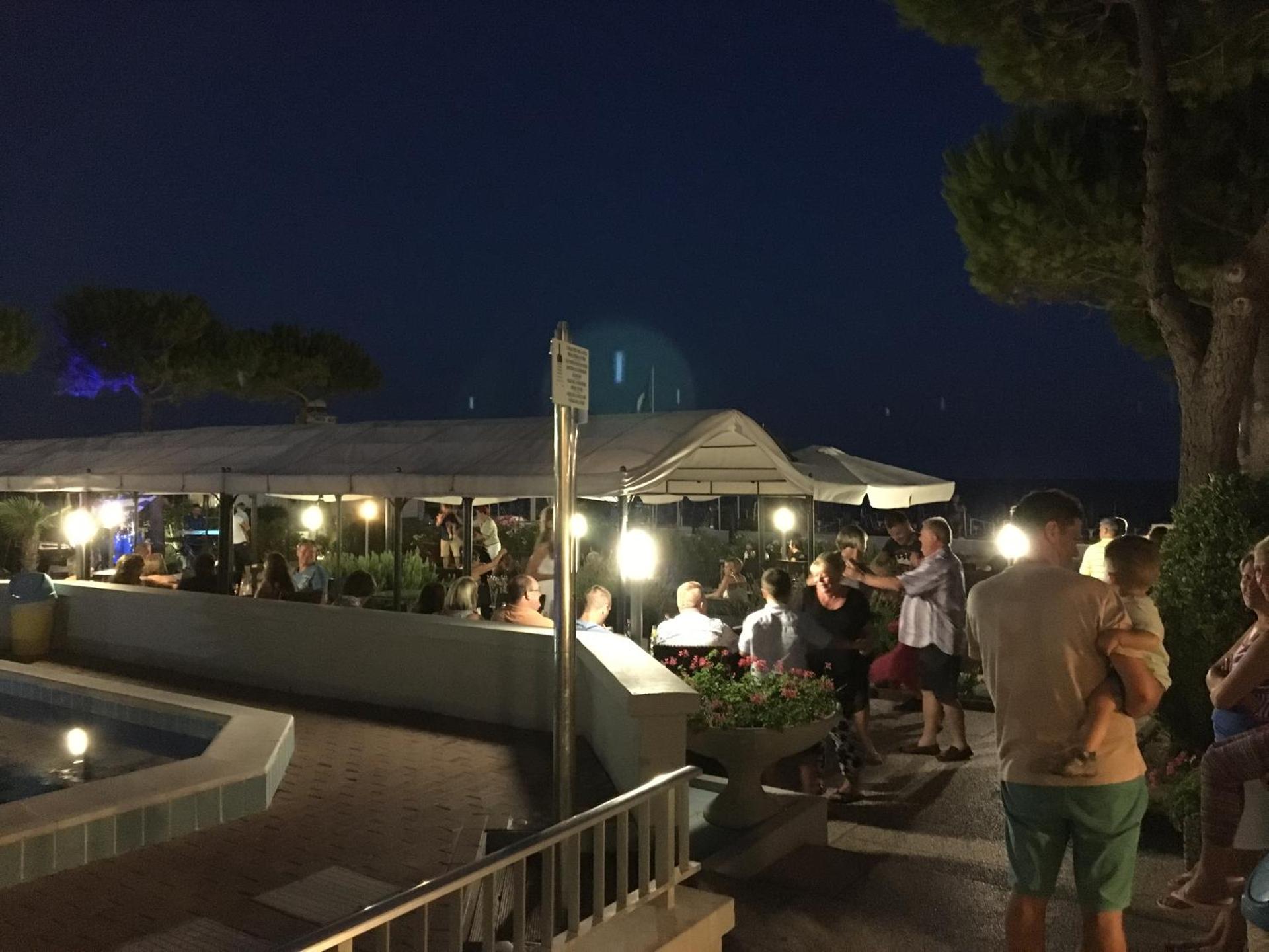 Hotel La Bussola - Photo 39