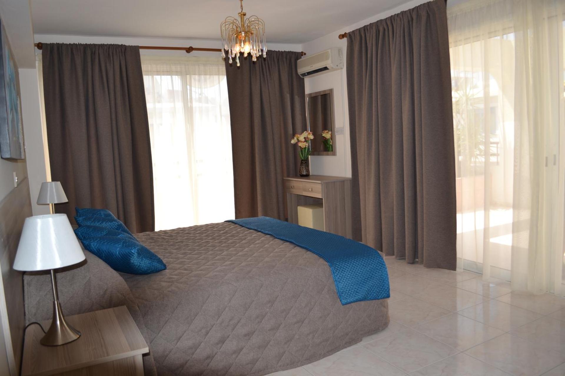 Marianna Hotel Apartments - Photo 30