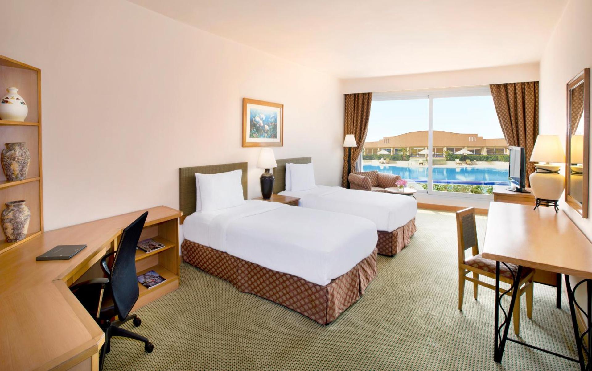 Hilton Alexandria Green Plaza - Photo 28