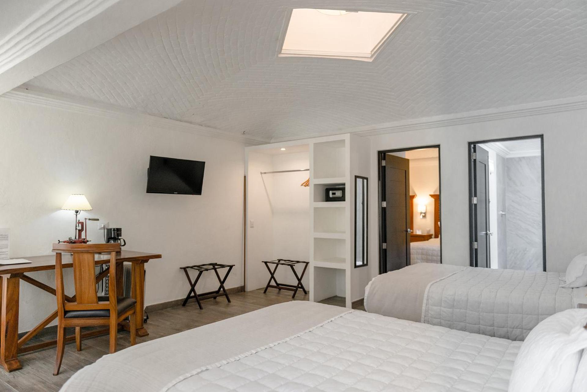 Hotel La Morada - Photo 111