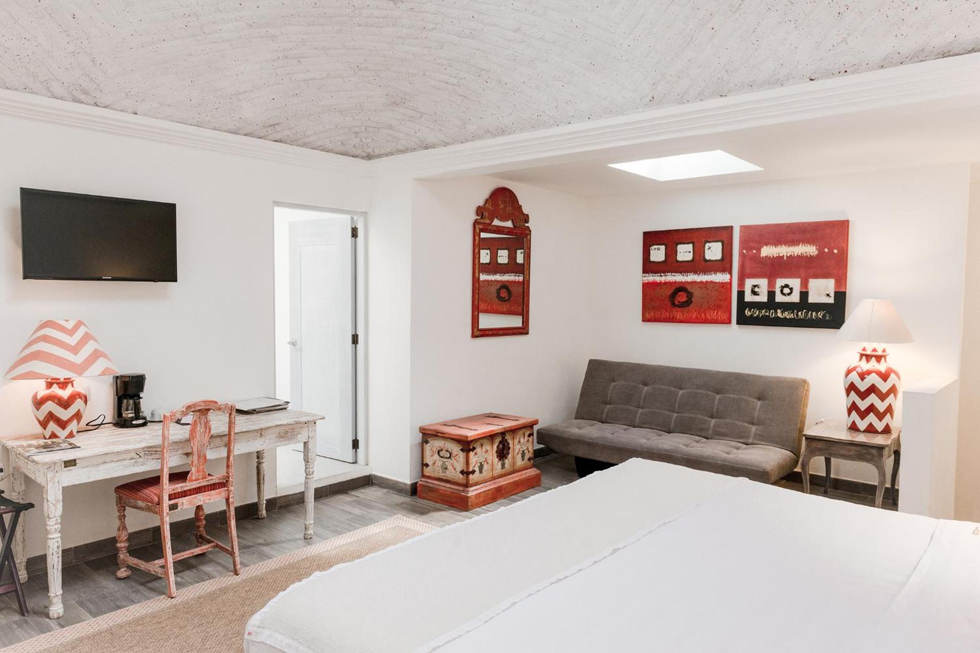 Hotel La Morada - Photo 25