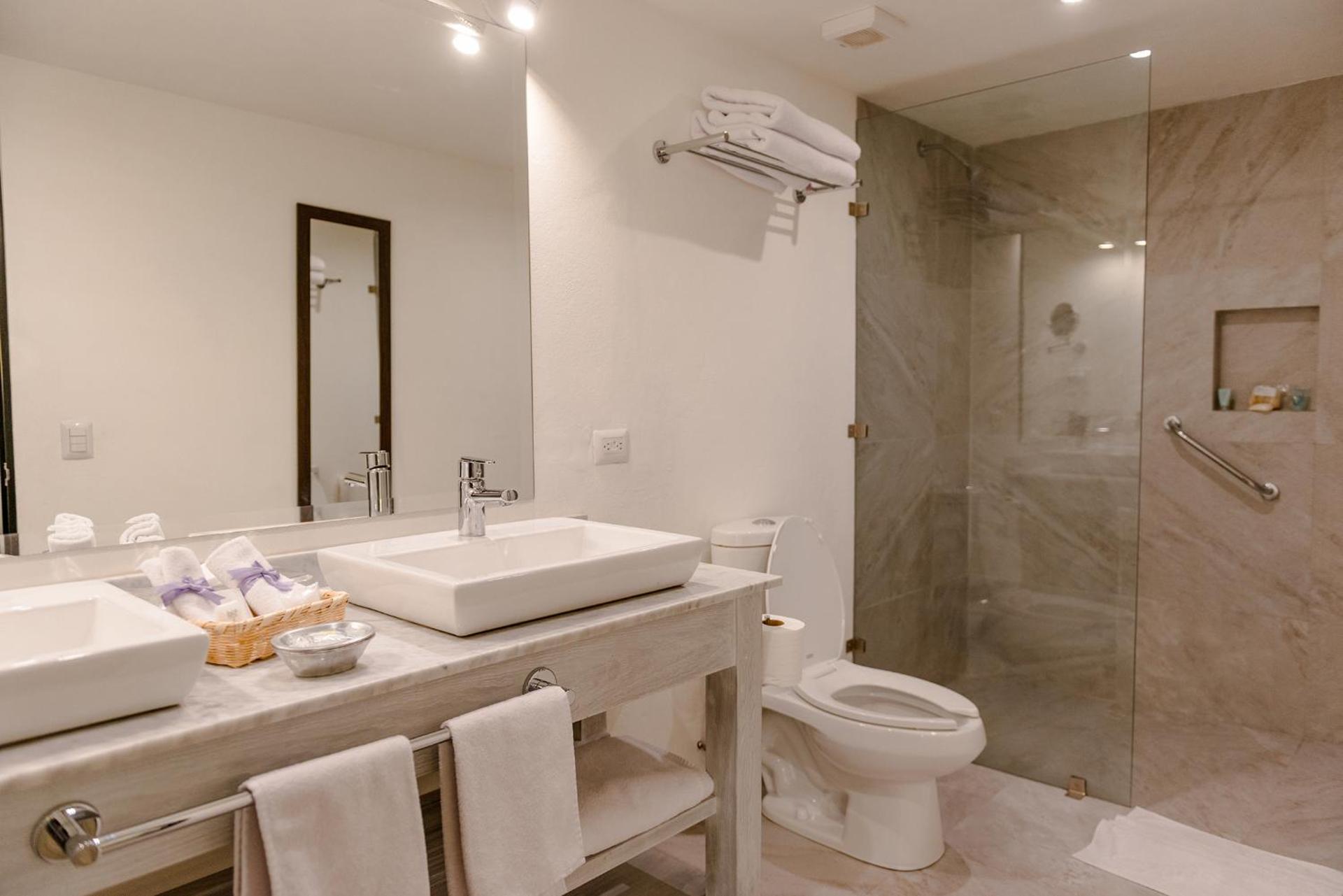 Hotel La Morada - Photo 15