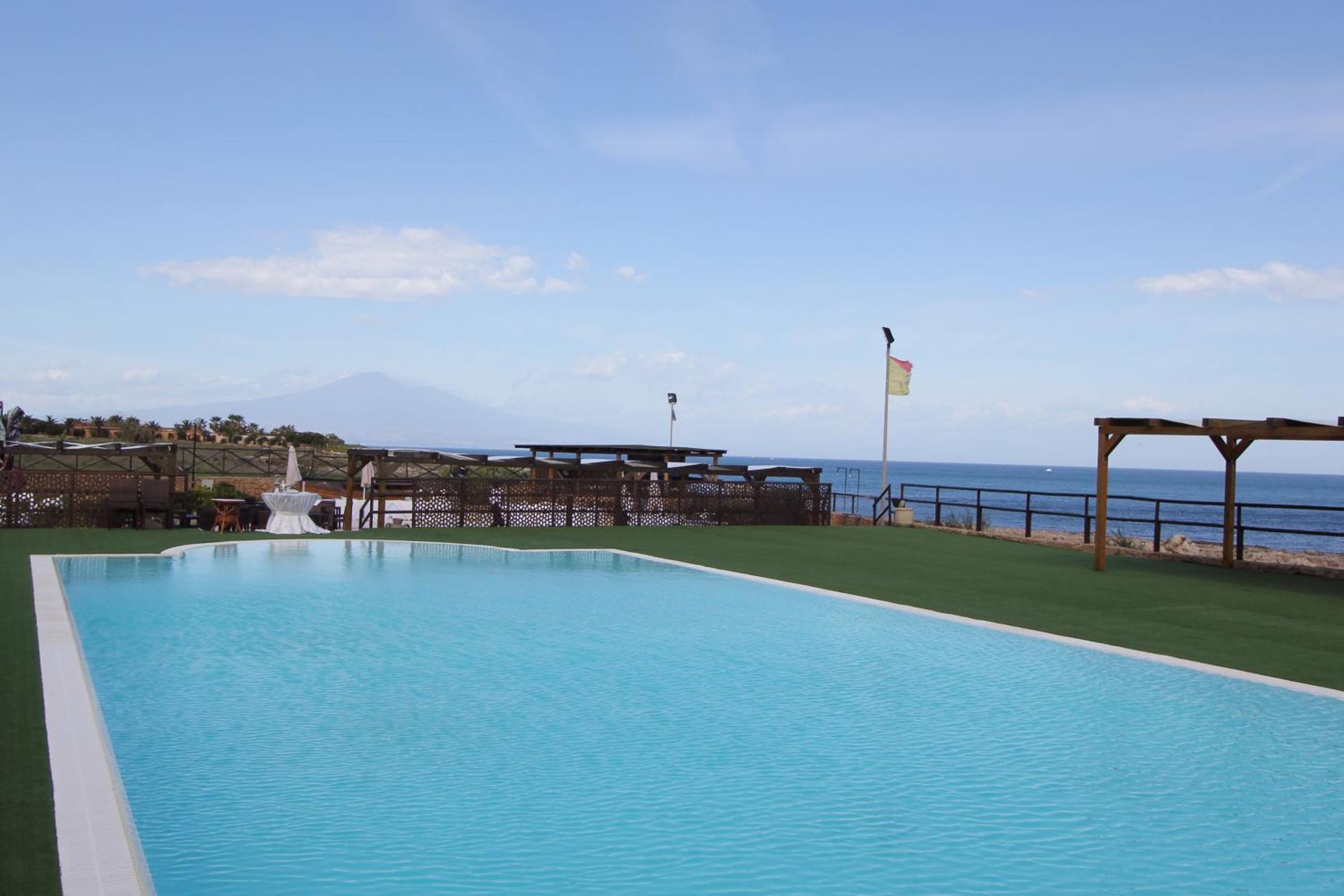 Hotel Capo Campolato - Photo 41