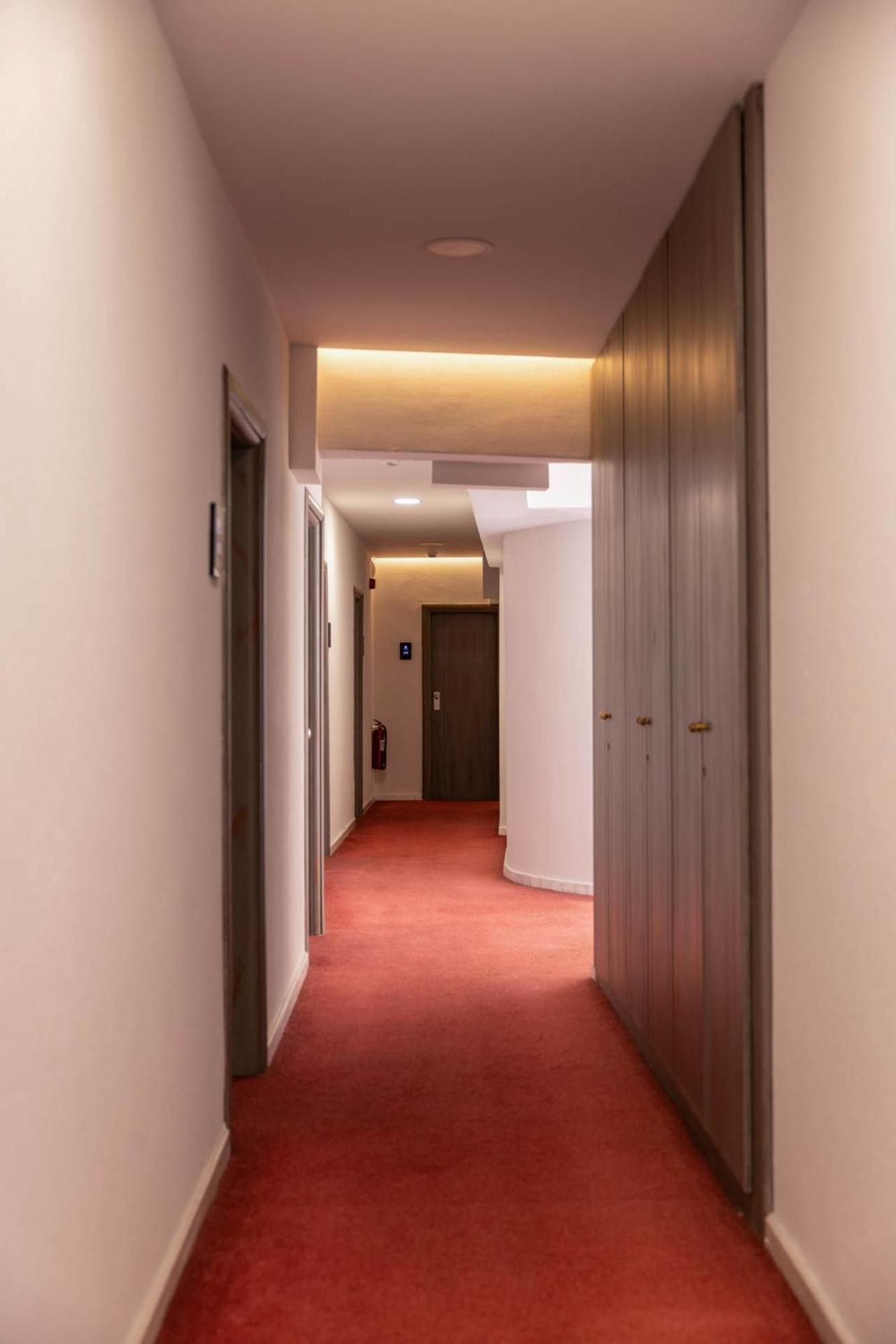 Xenophon Hotel - Photo 79