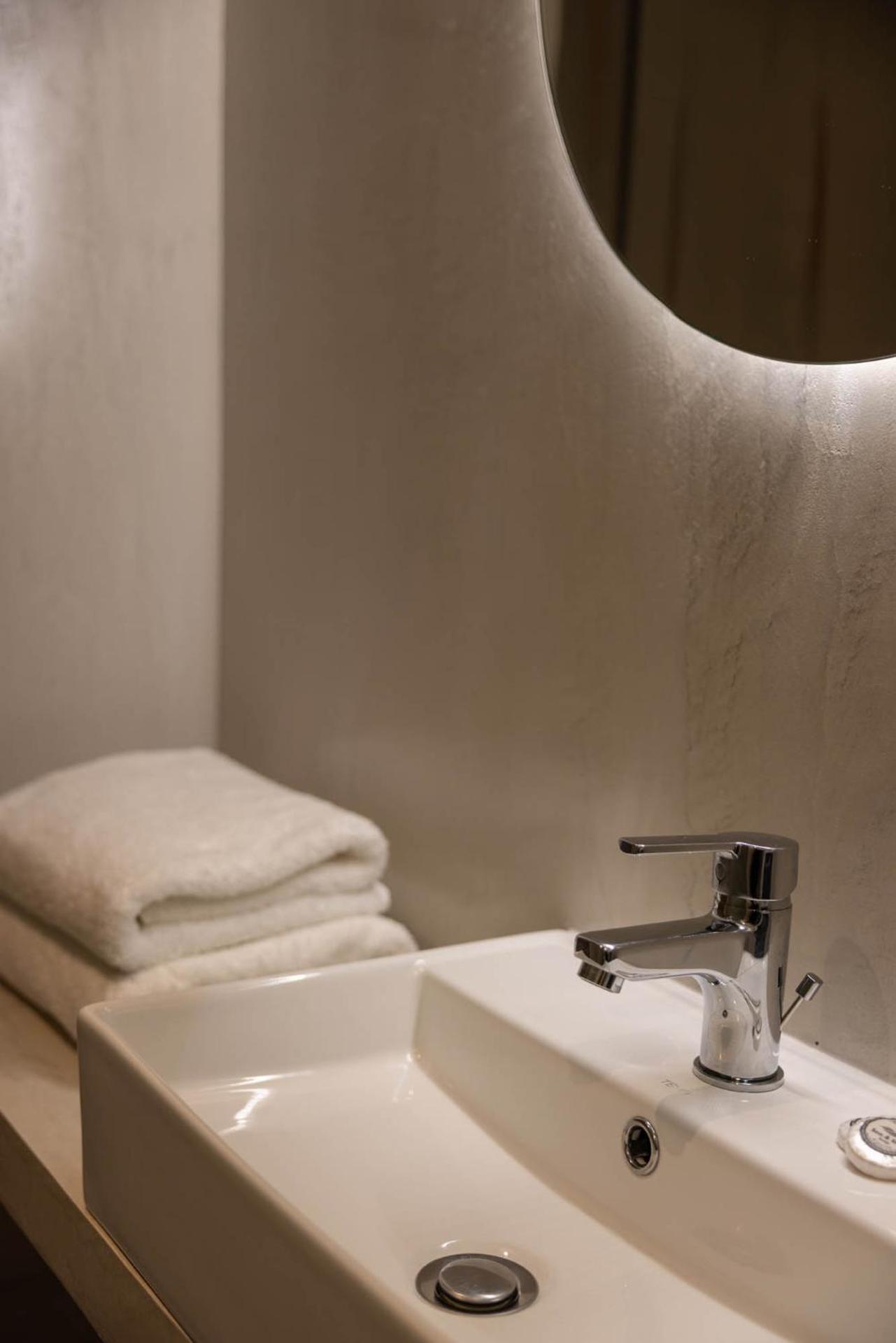 Xenophon Hotel - Photo 8