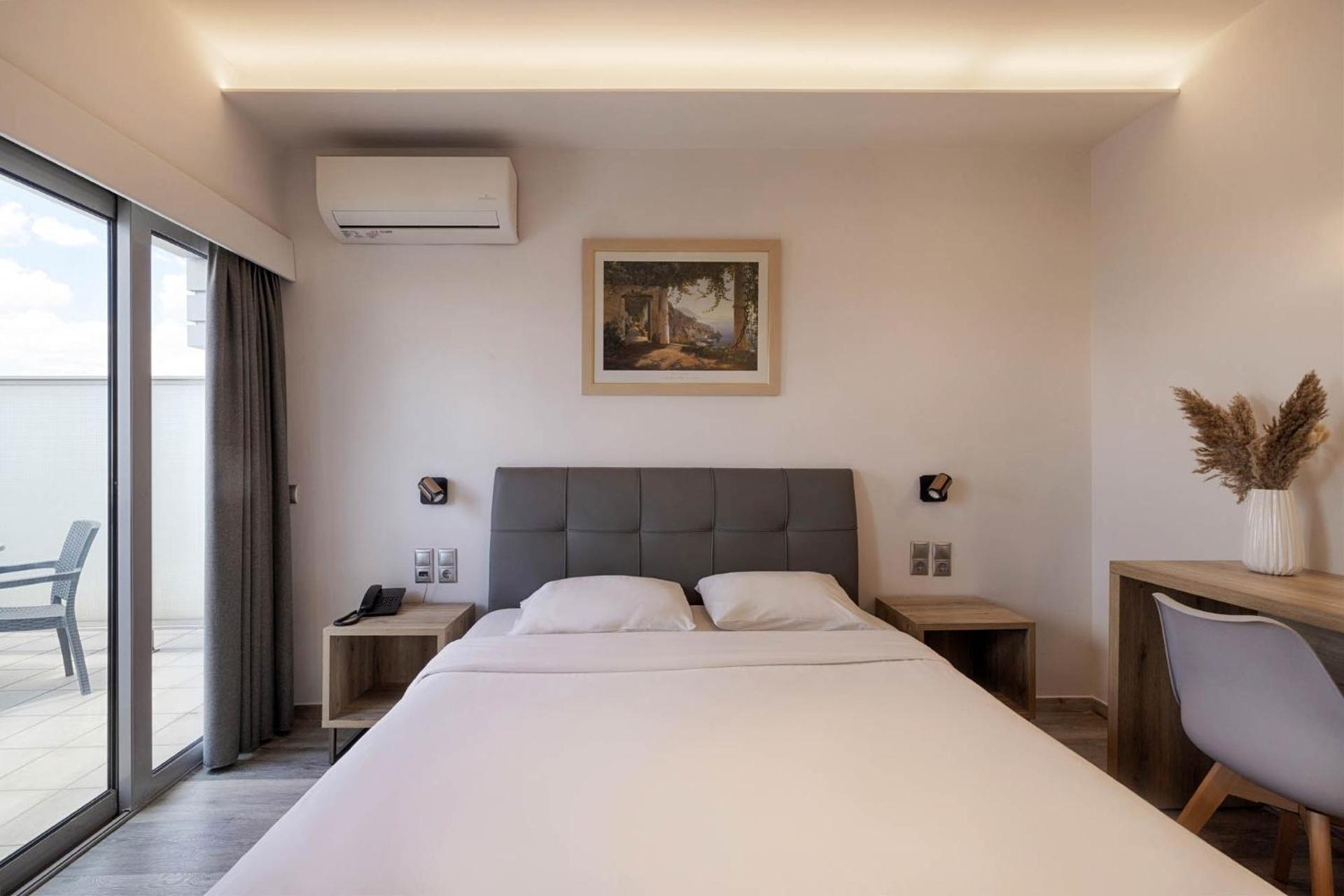 Xenophon Hotel - Photo 9