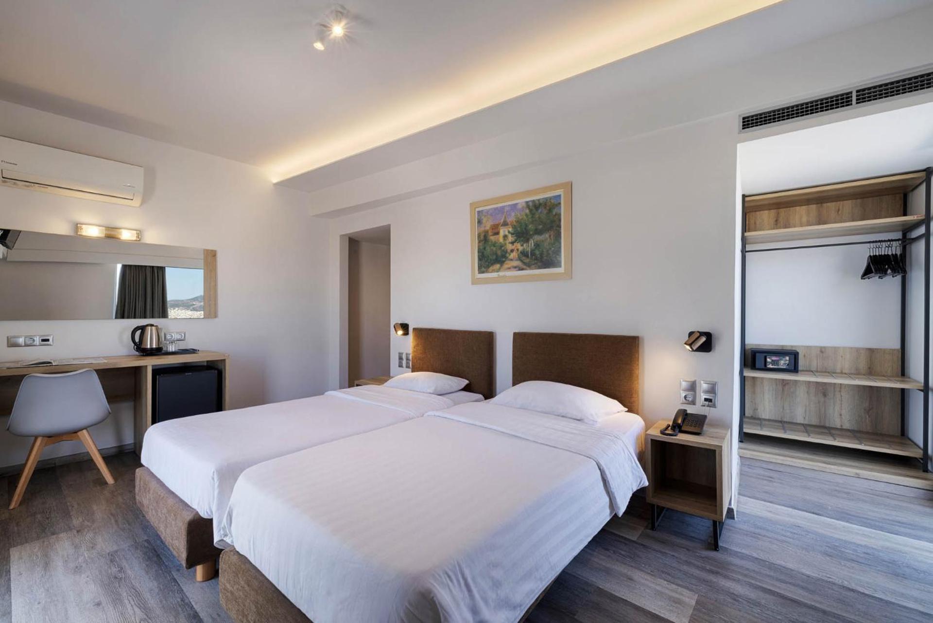Xenophon Hotel - Photo 19