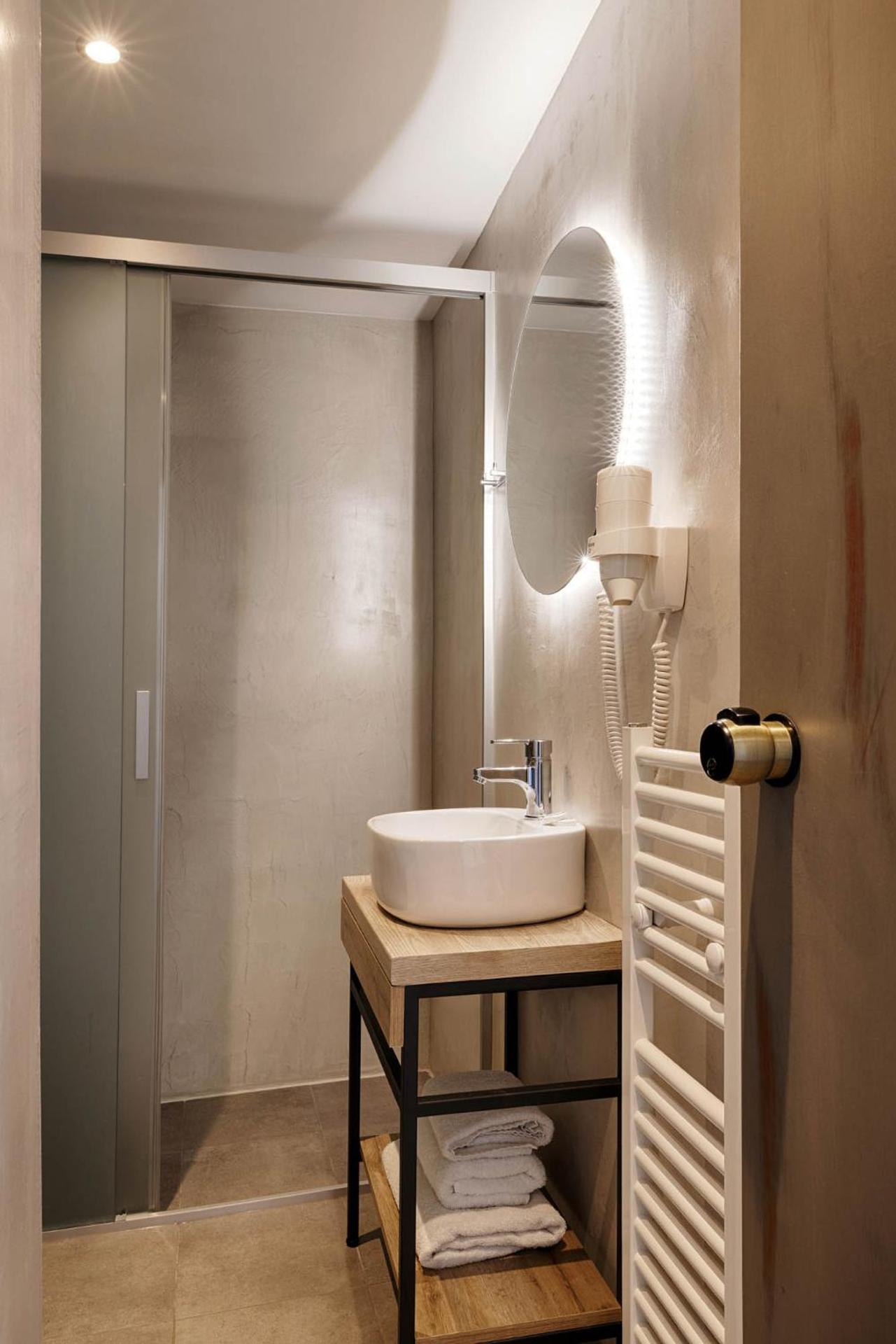 Xenophon Hotel - Photo 22