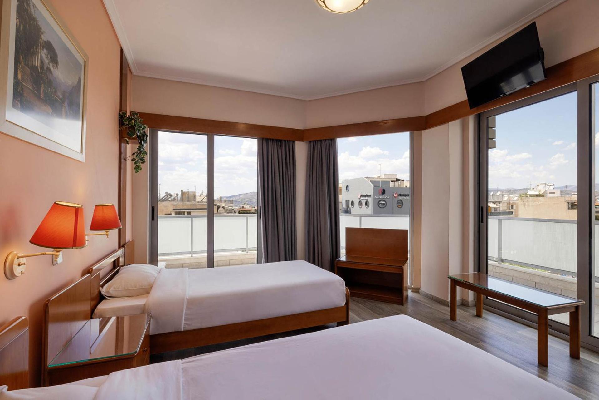 Xenophon Hotel - Photo 59