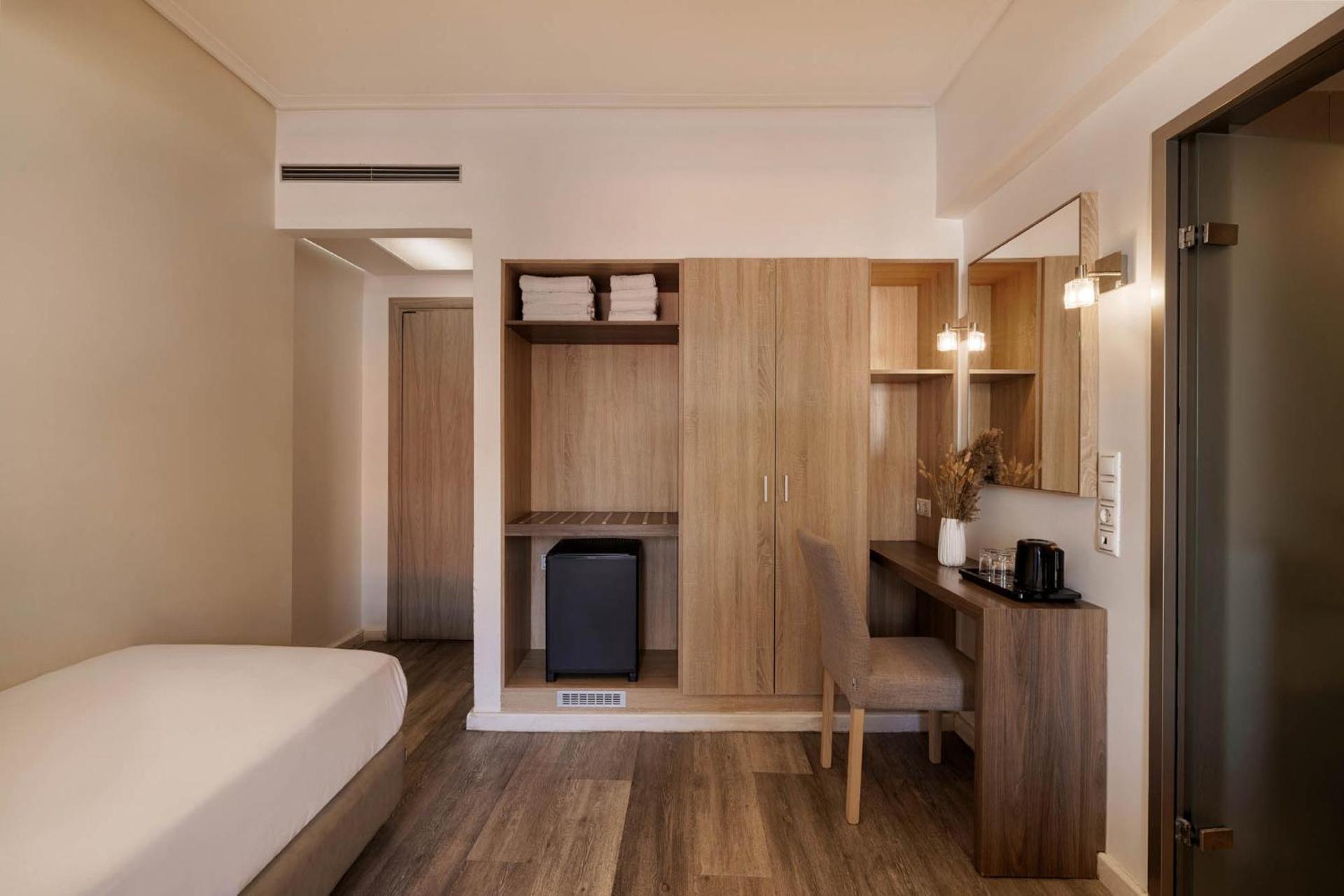 Xenophon Hotel - Photo 47
