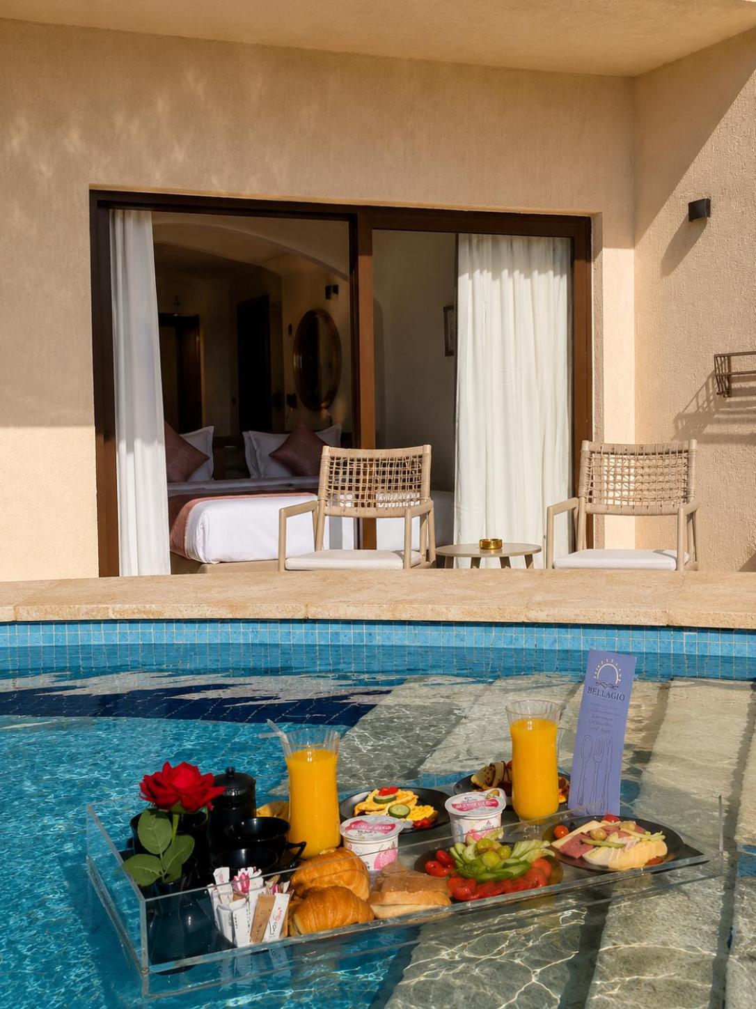 Princess Suite Swim Up - Photo 4
