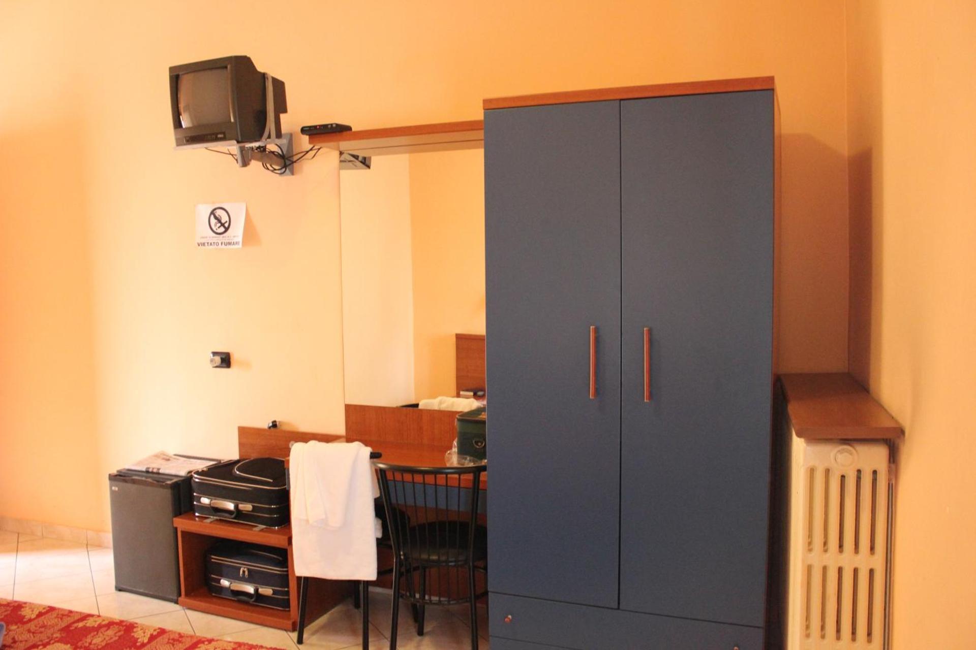 Hotel Legnano - Photo 4