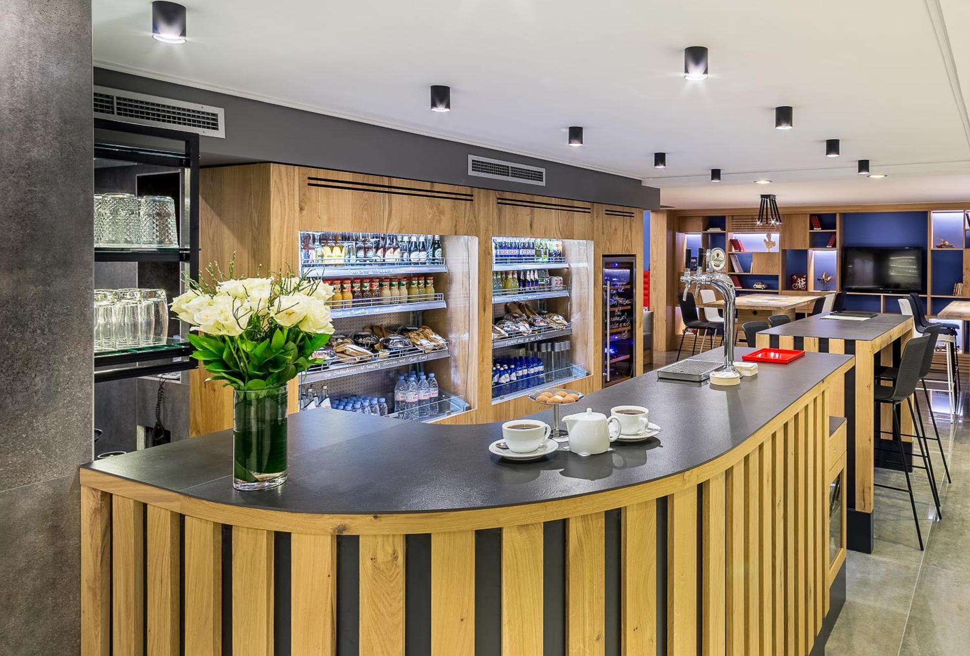 Airotel Alexandros - Photo 34