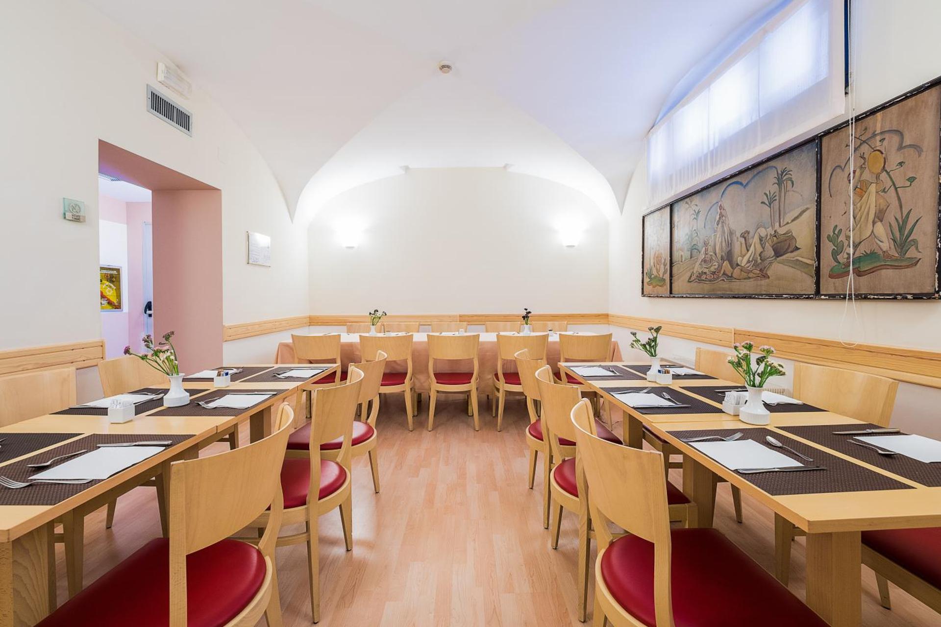 Hotel Garibaldi - Photo 12