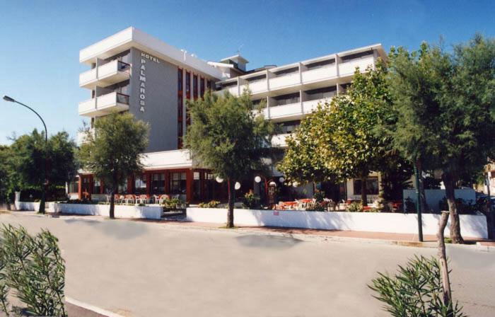 Hotel Palmarosa - Photo 25