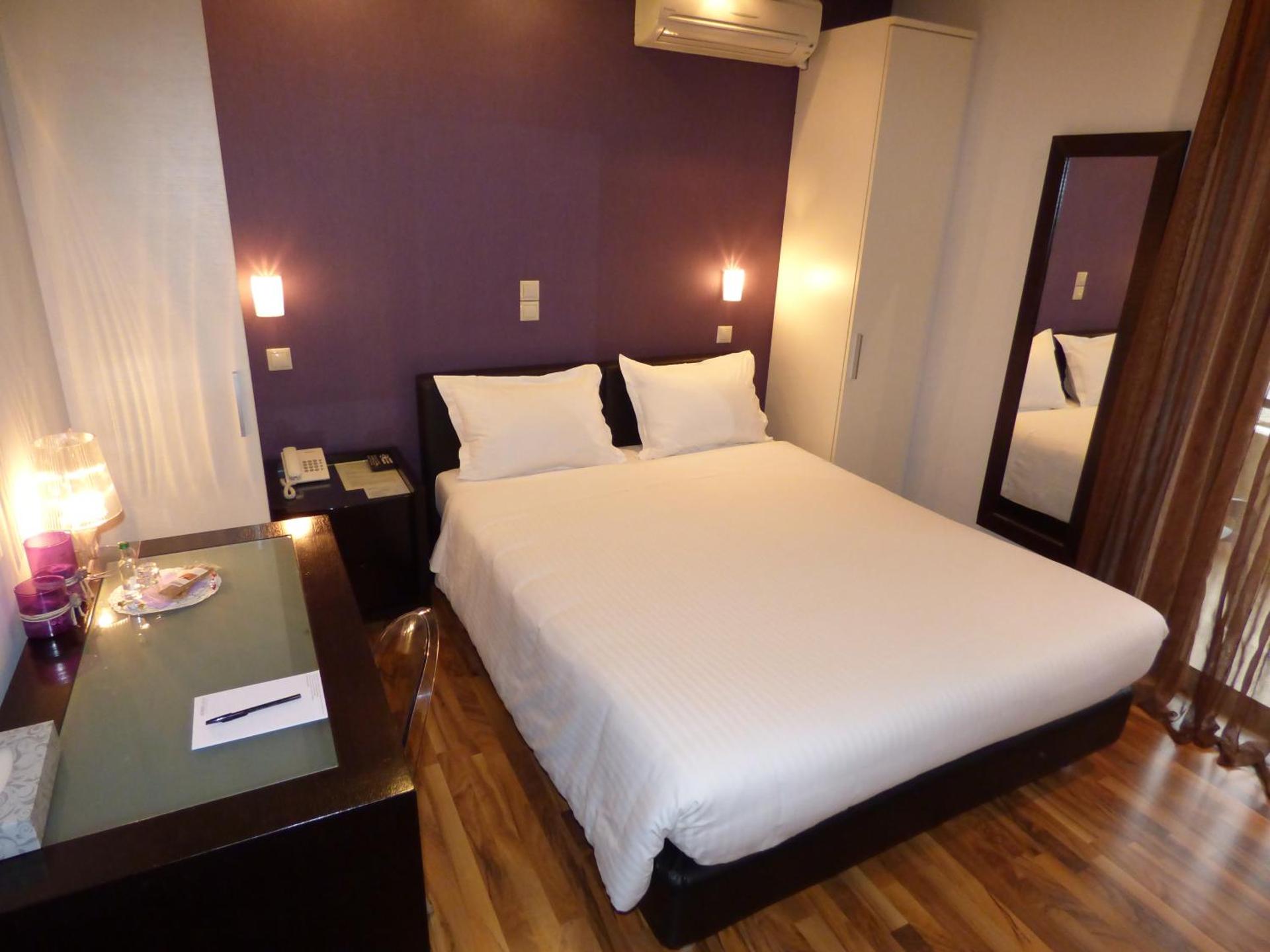 Athens Habitat - Photo 22