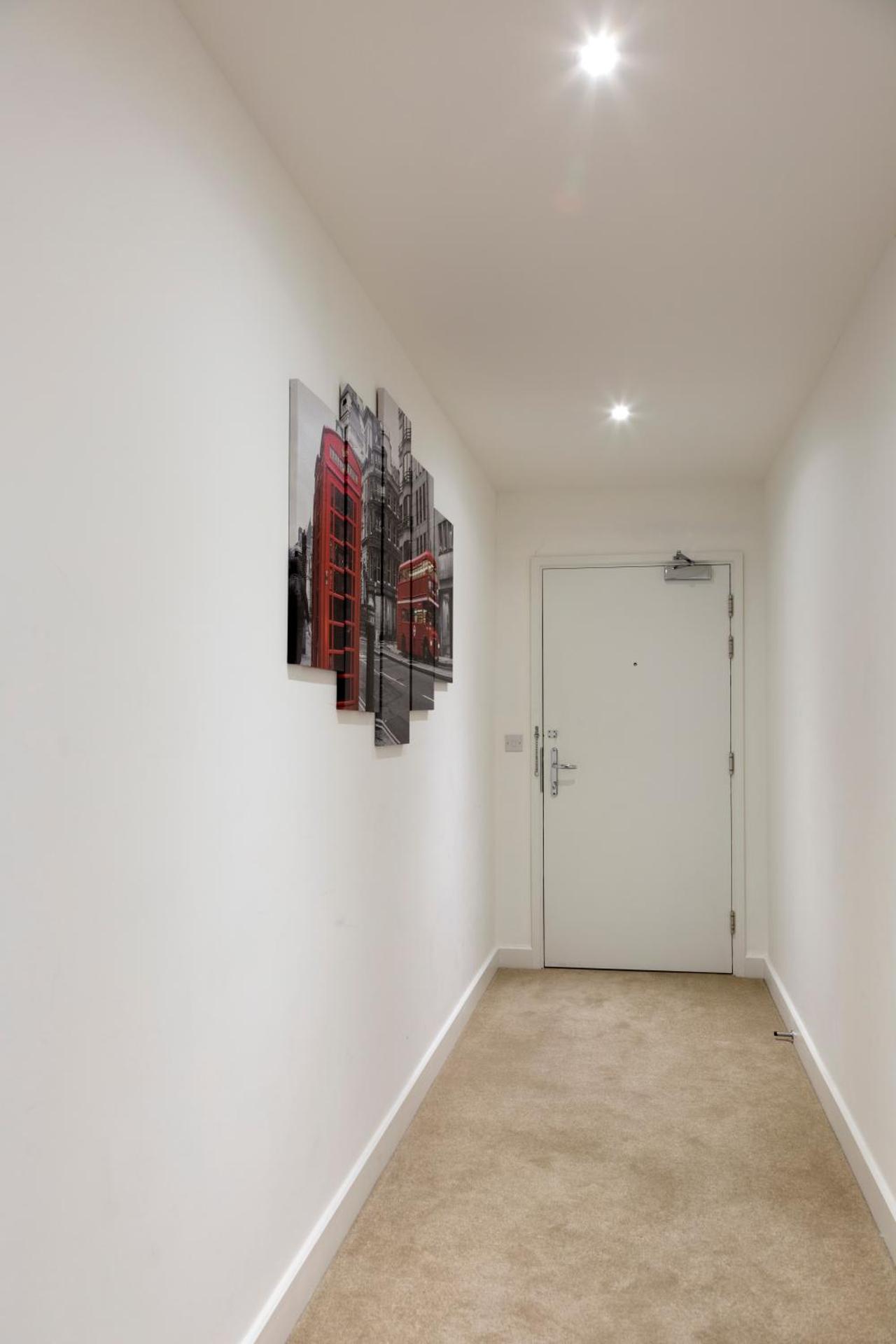 Luxury In2 London Apartment - Photo 25