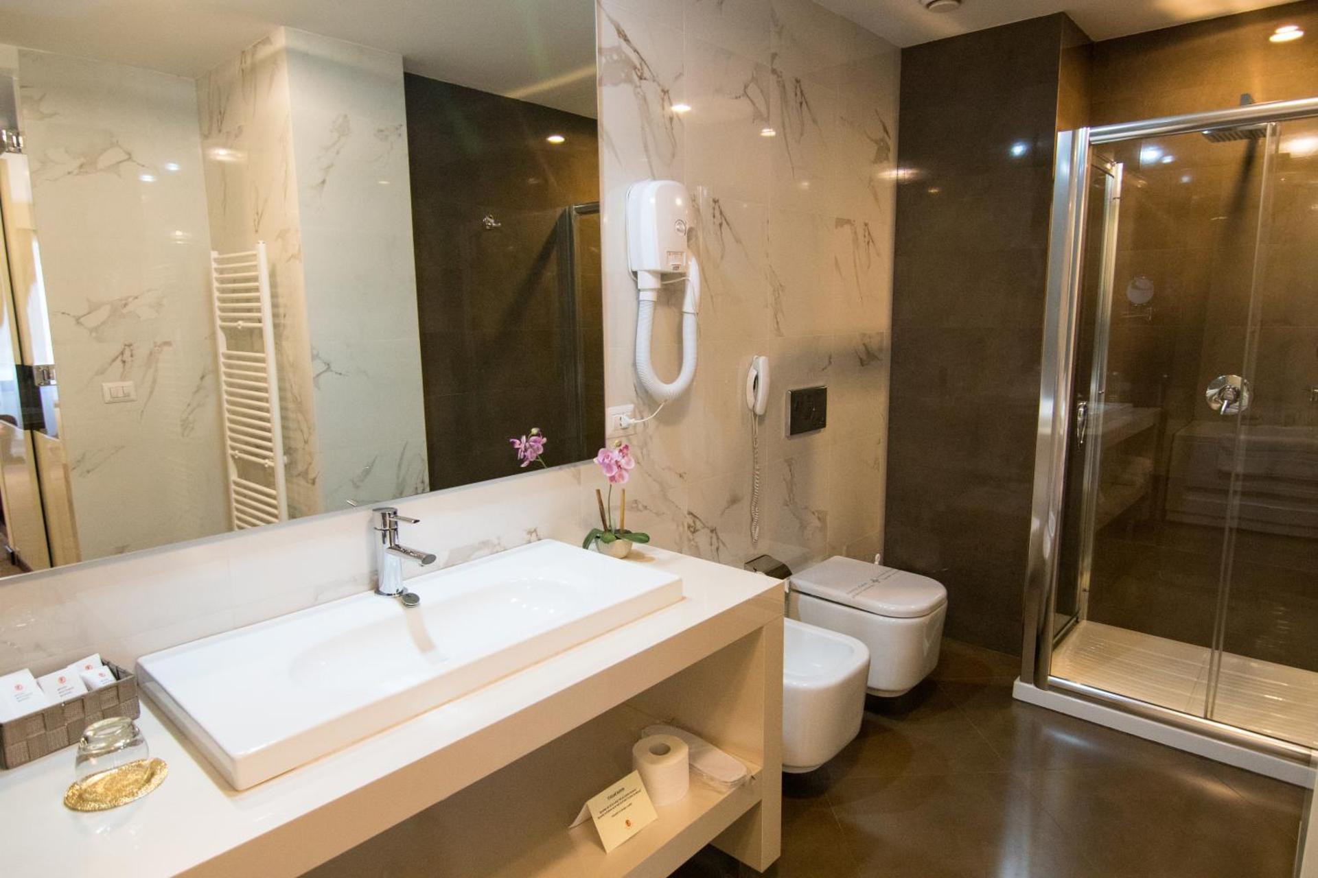 Boutique Hotel Kotoni - Photo 14