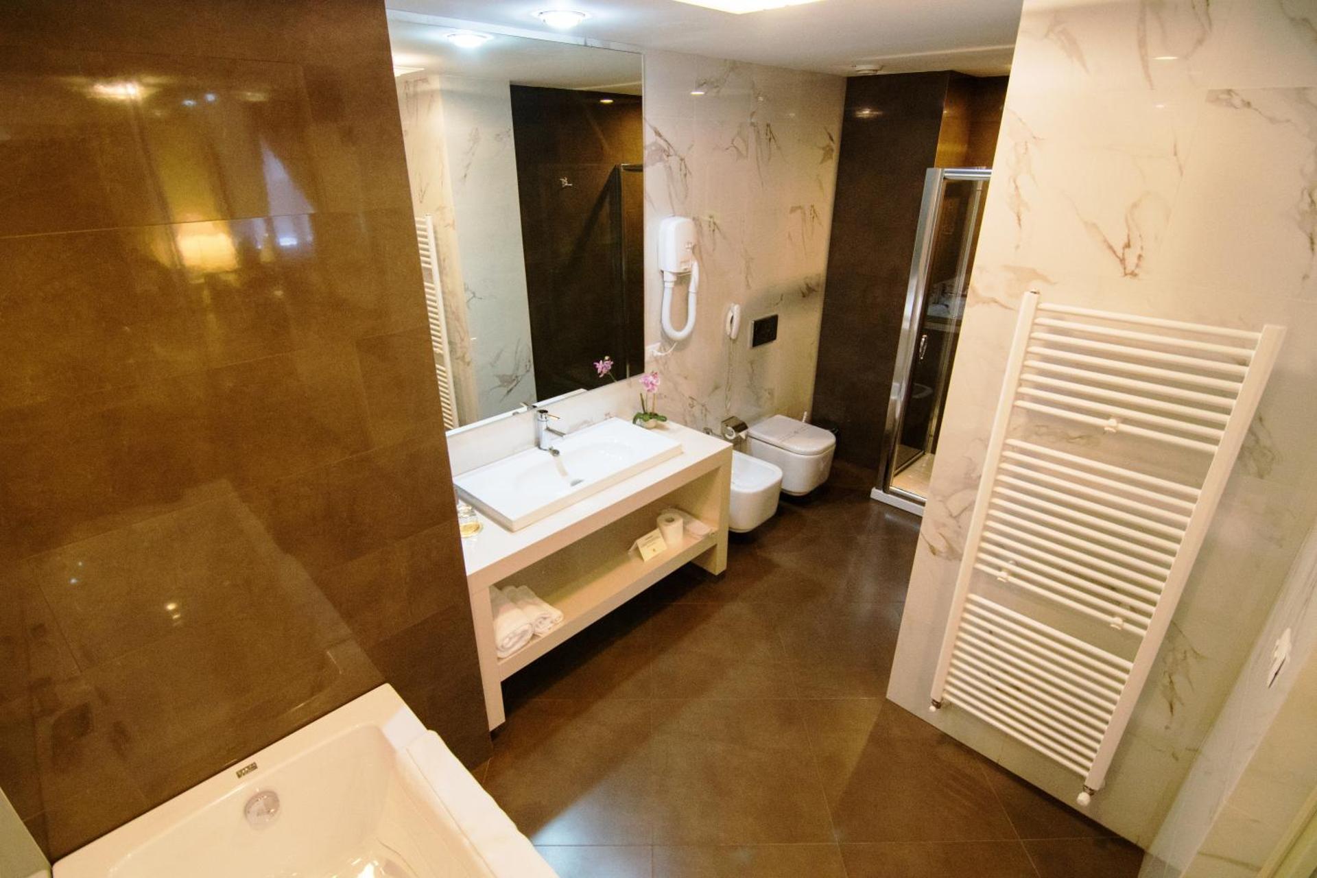 Boutique Hotel Kotoni - Photo 27