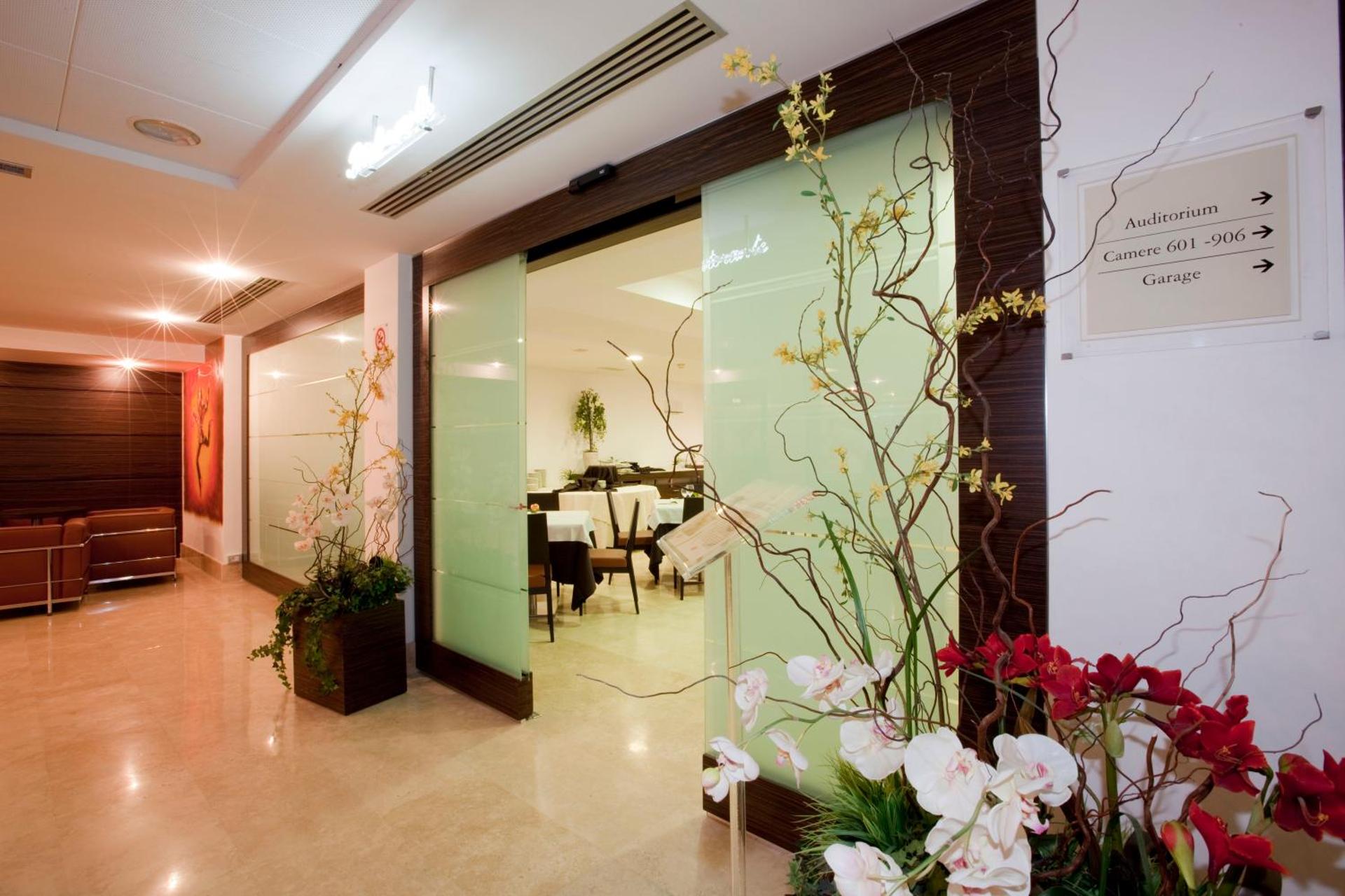 Centrum Palace Hotel - Photo 14