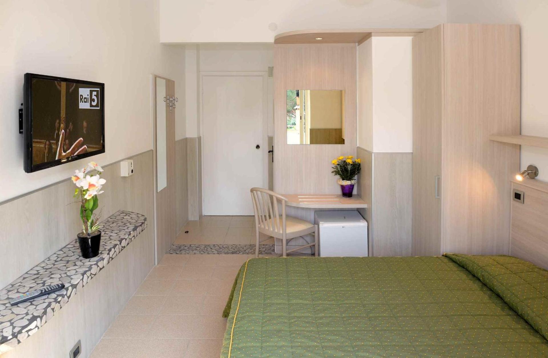 Hotel Puntabella - Photo 97