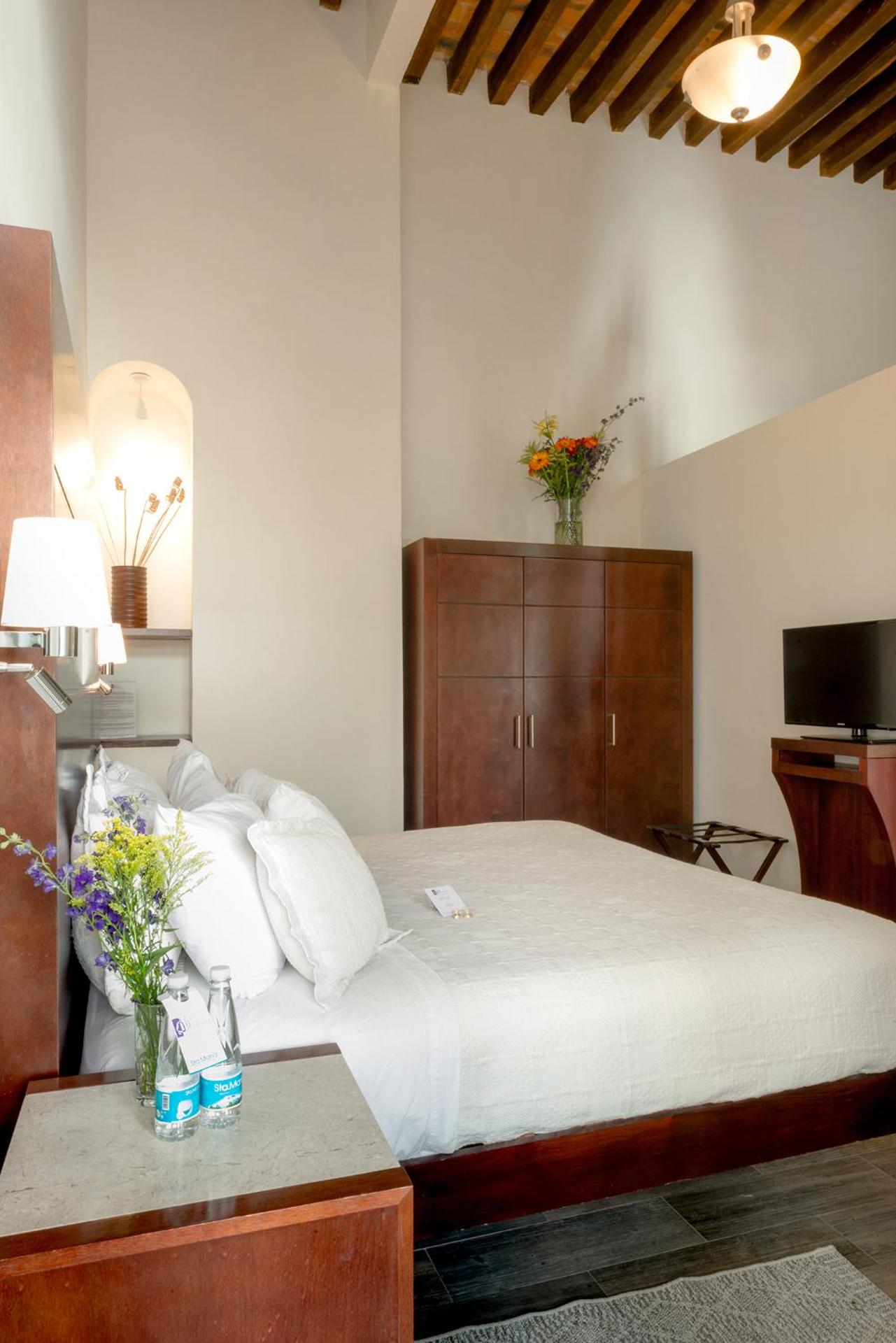 Hotel La Morada - Photo 43