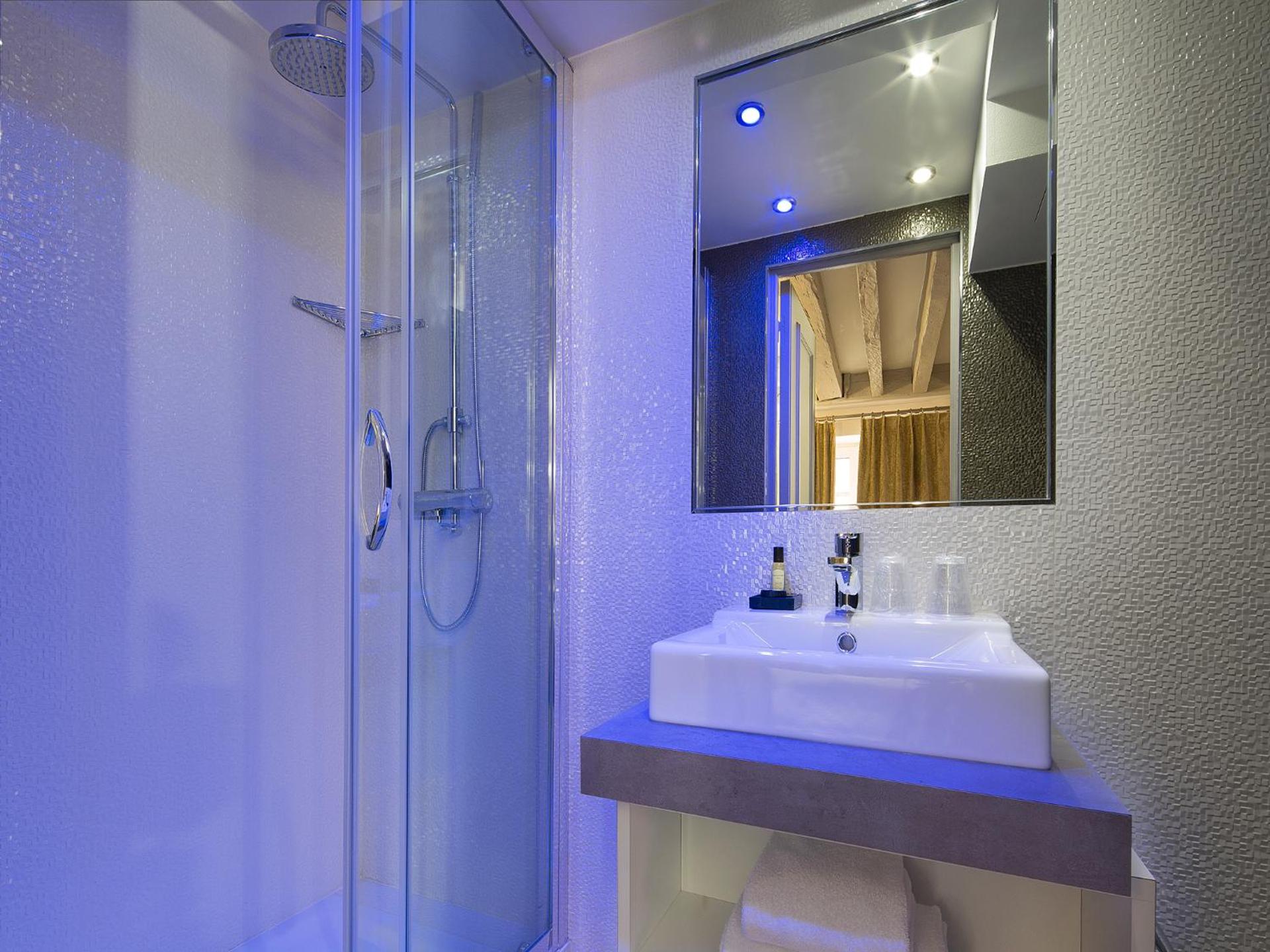 Hôtel Jacques de Molay - Fitness & Sauna - Photo 45