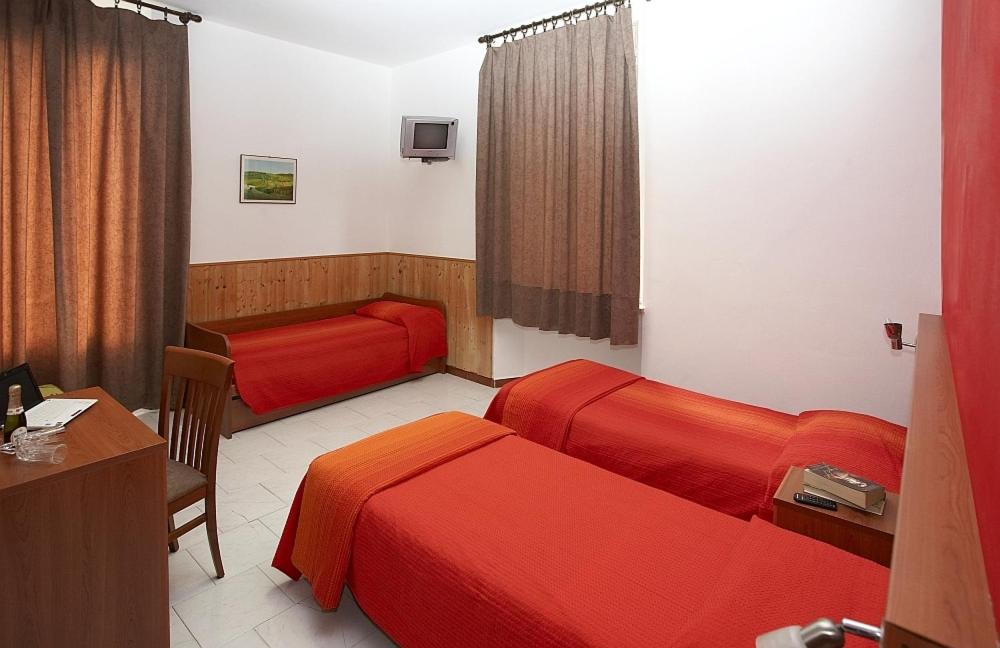 Hotel Trentina - Photo 45