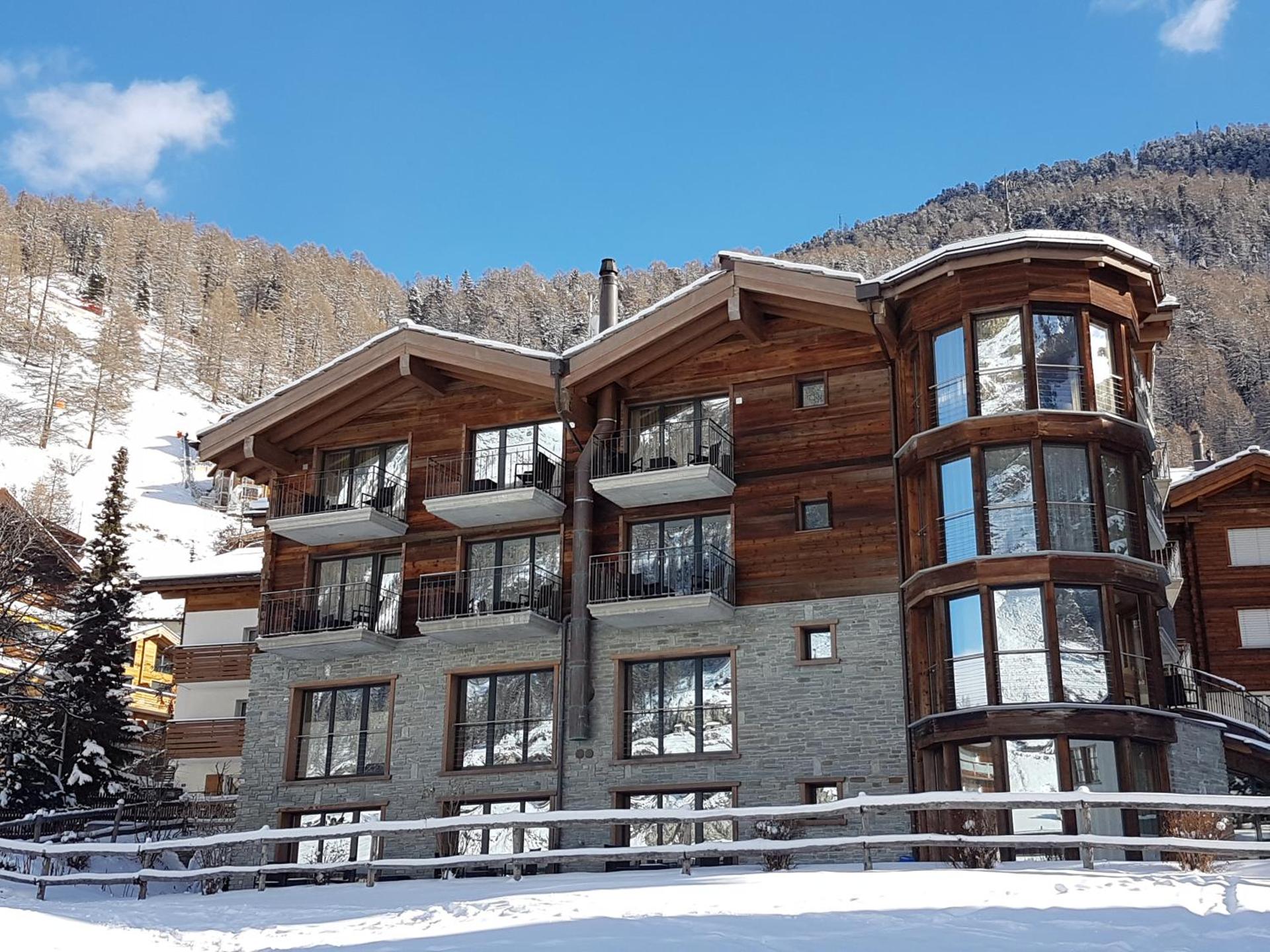 Hotel Phoenix - Photo 4