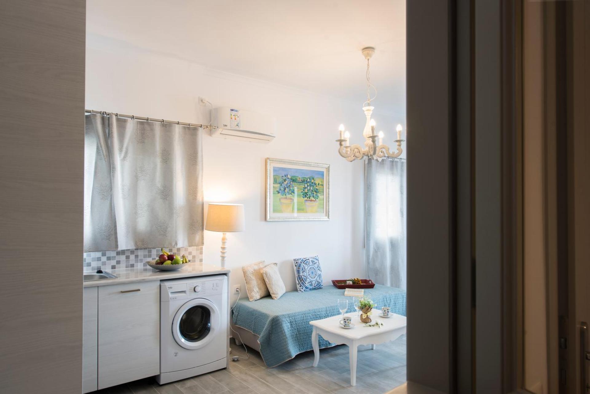 Rose Suites - Photo 7