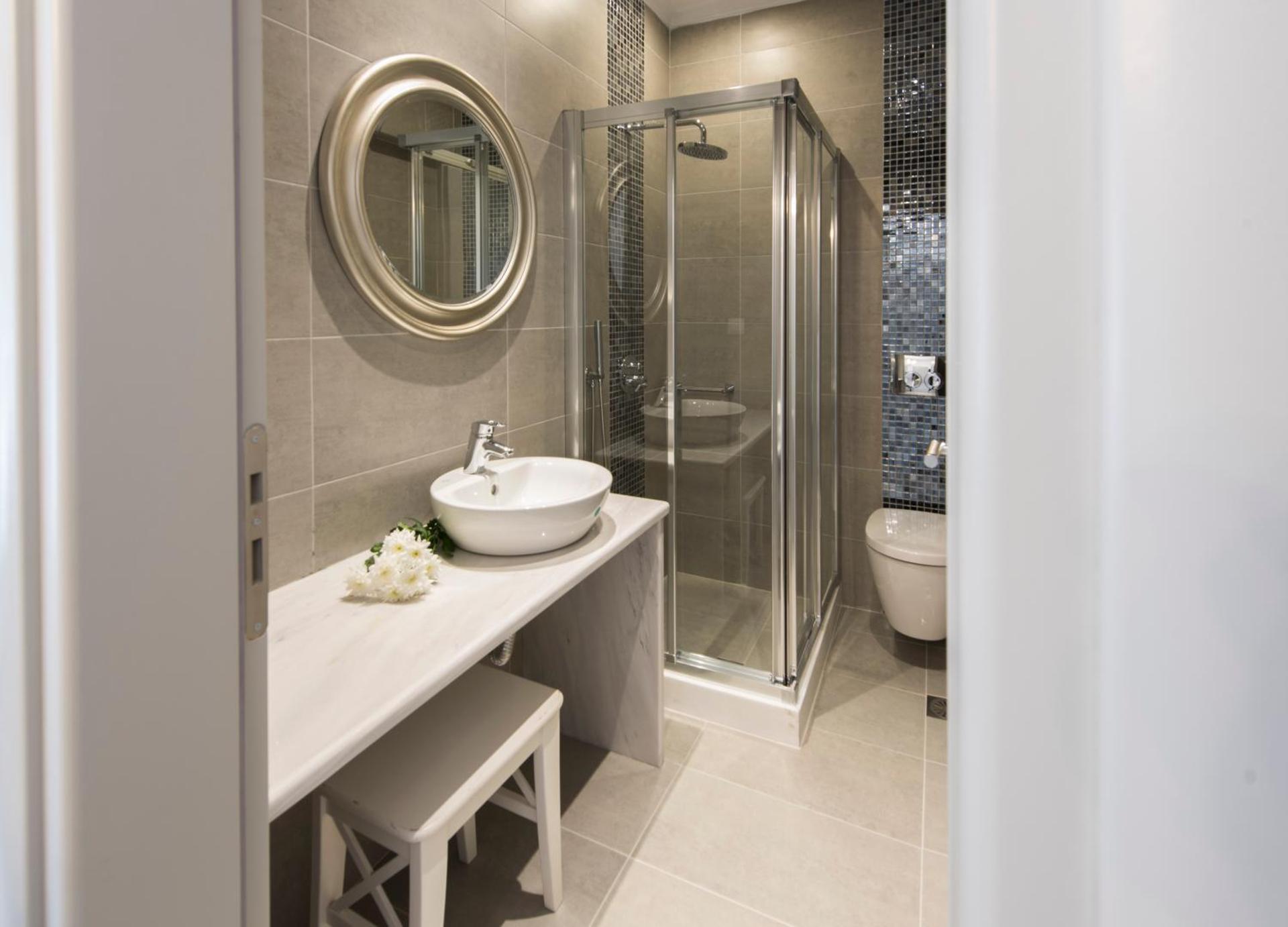 Rose Suites - Photo 55