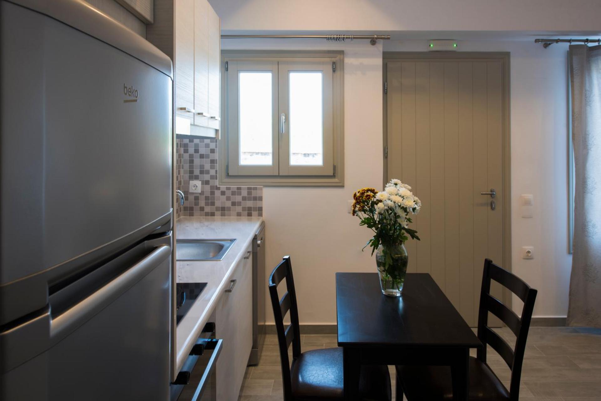 Rose Suites - Photo 21