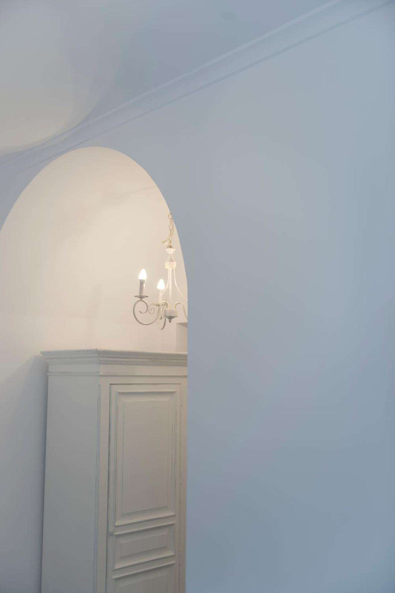 Rose Suites - Photo 37