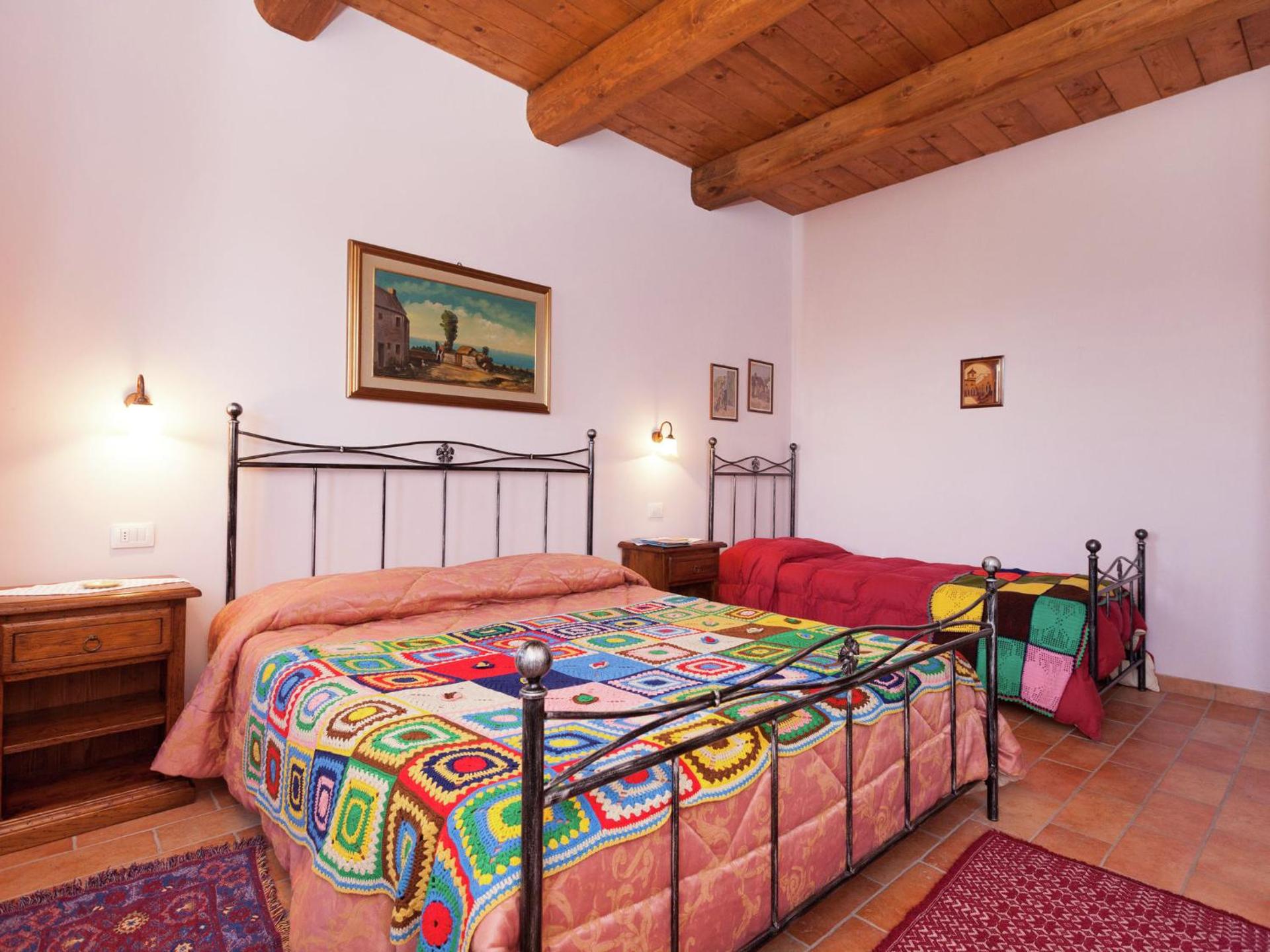 Cottage in Marche near Ski Slopes - Photo 11