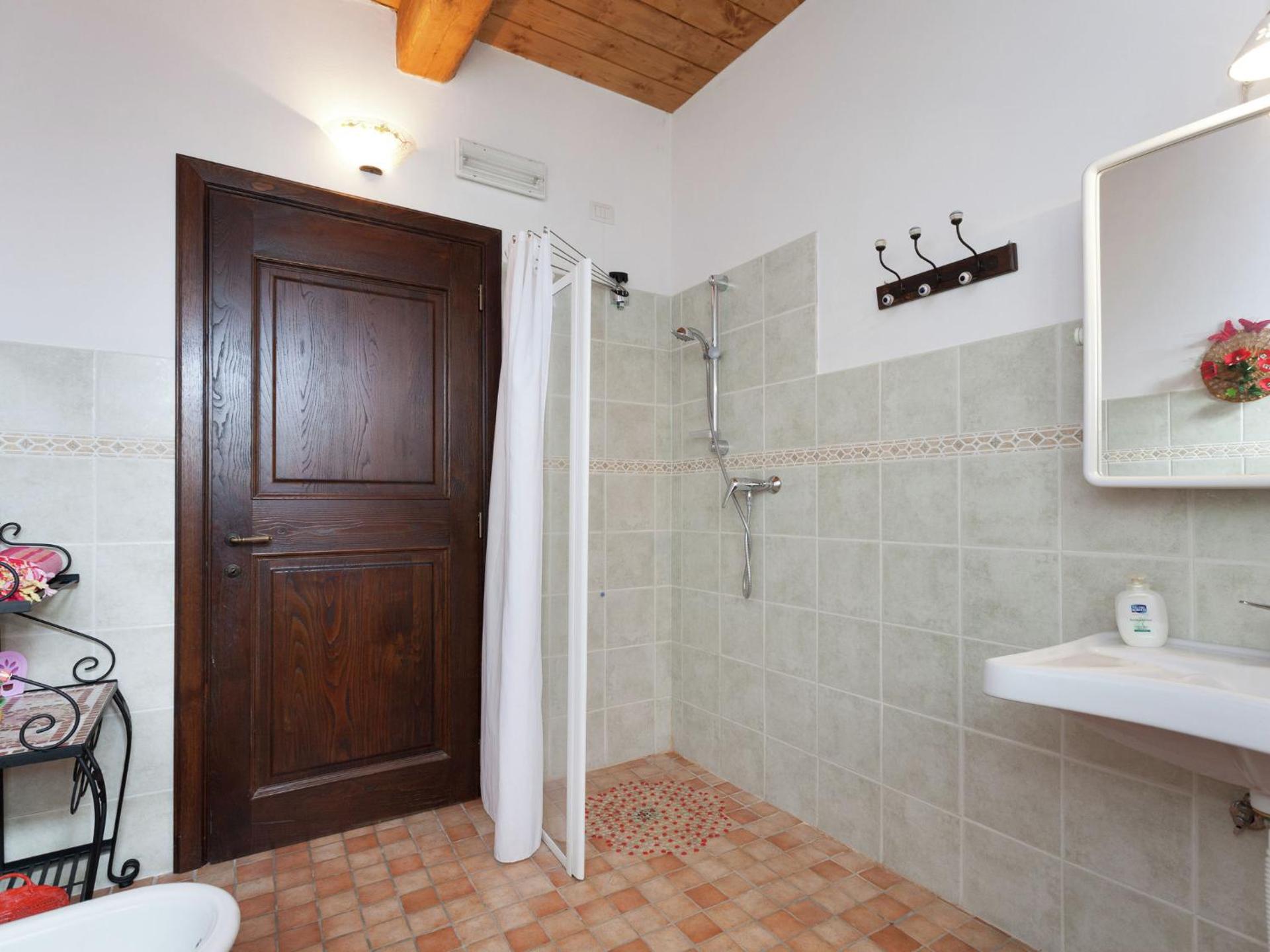 Cottage in Marche near Ski Slopes - Photo 7