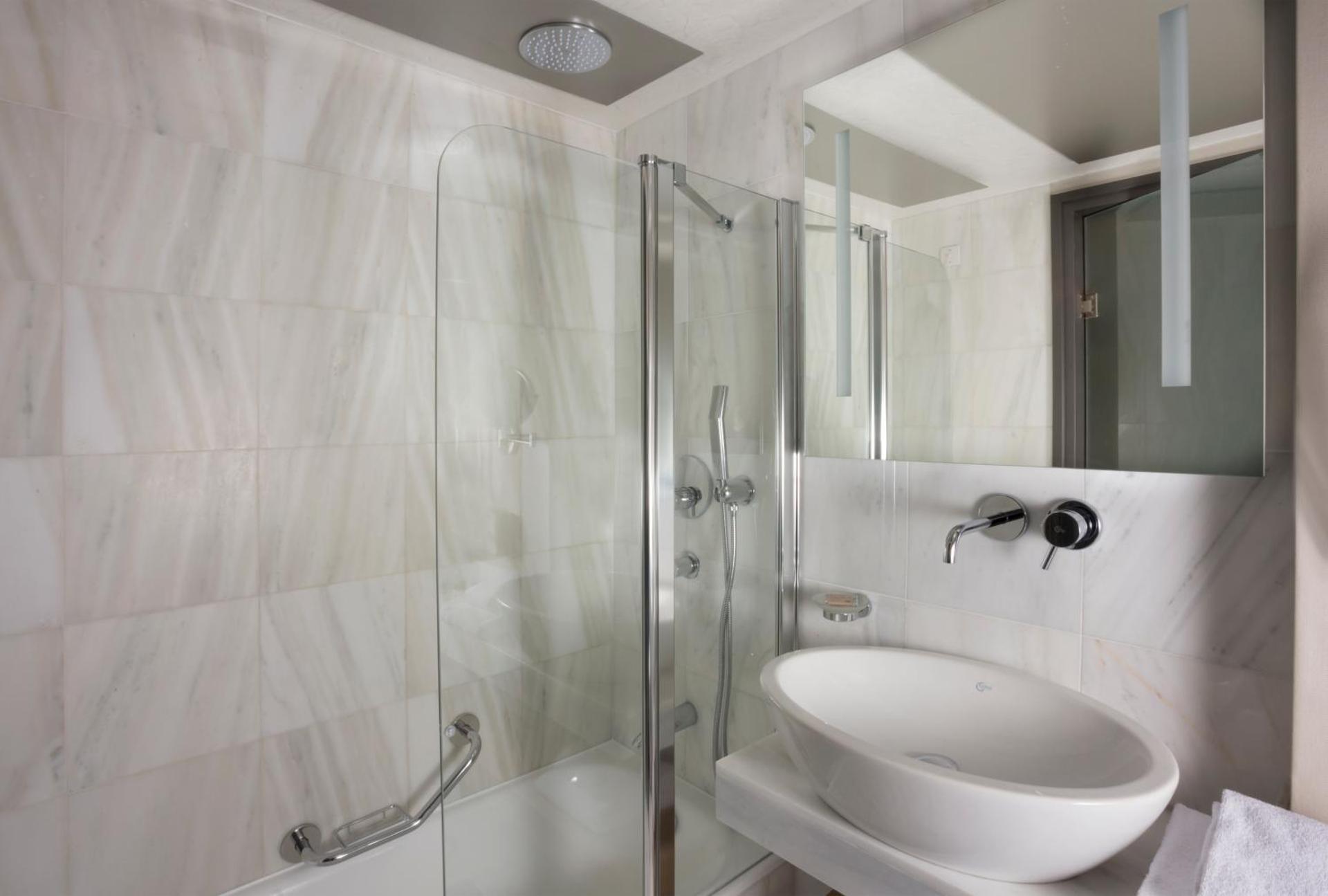 Golden Age Athens Hotel - Photo 18