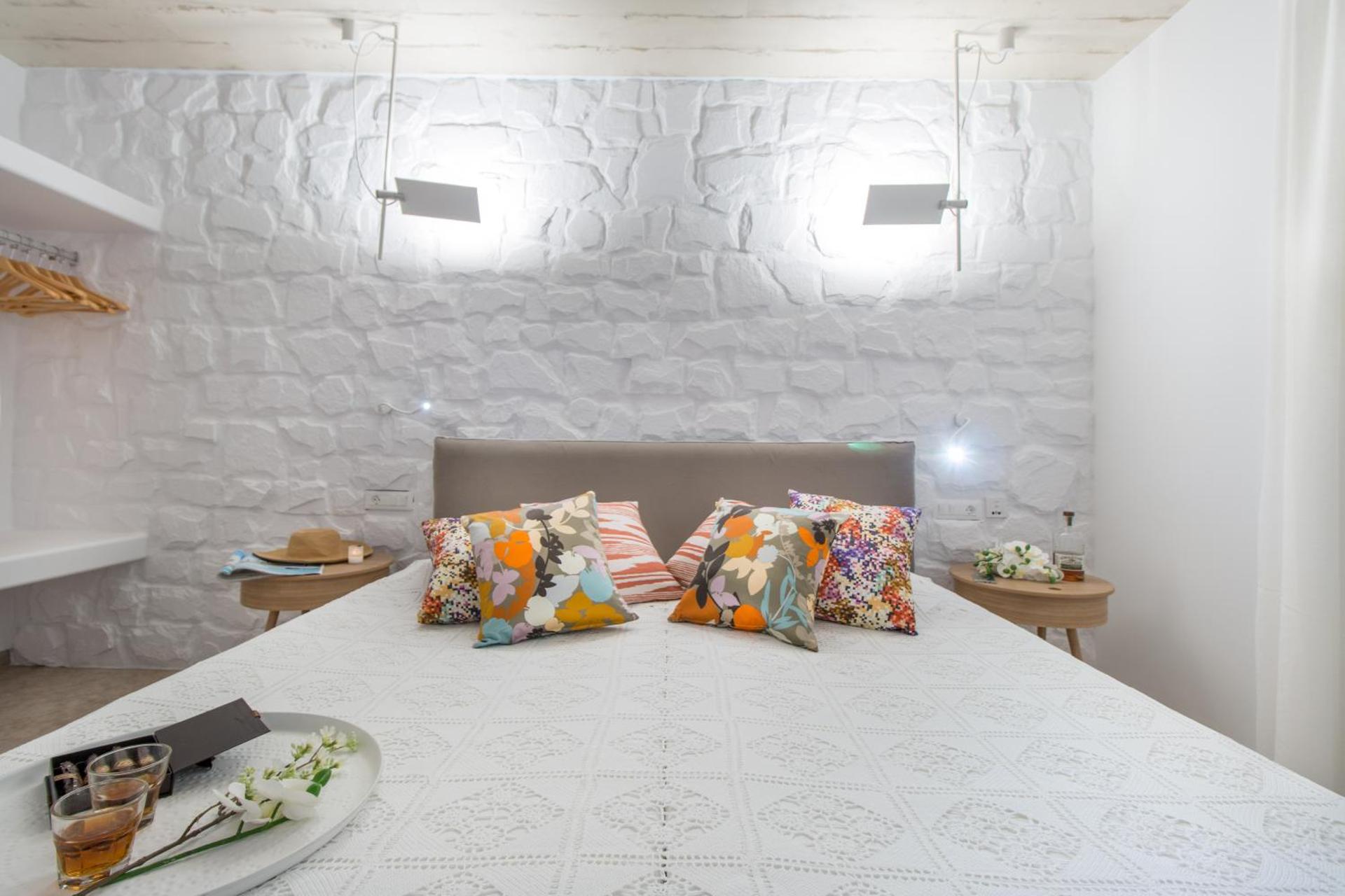Spiros - Photo 116