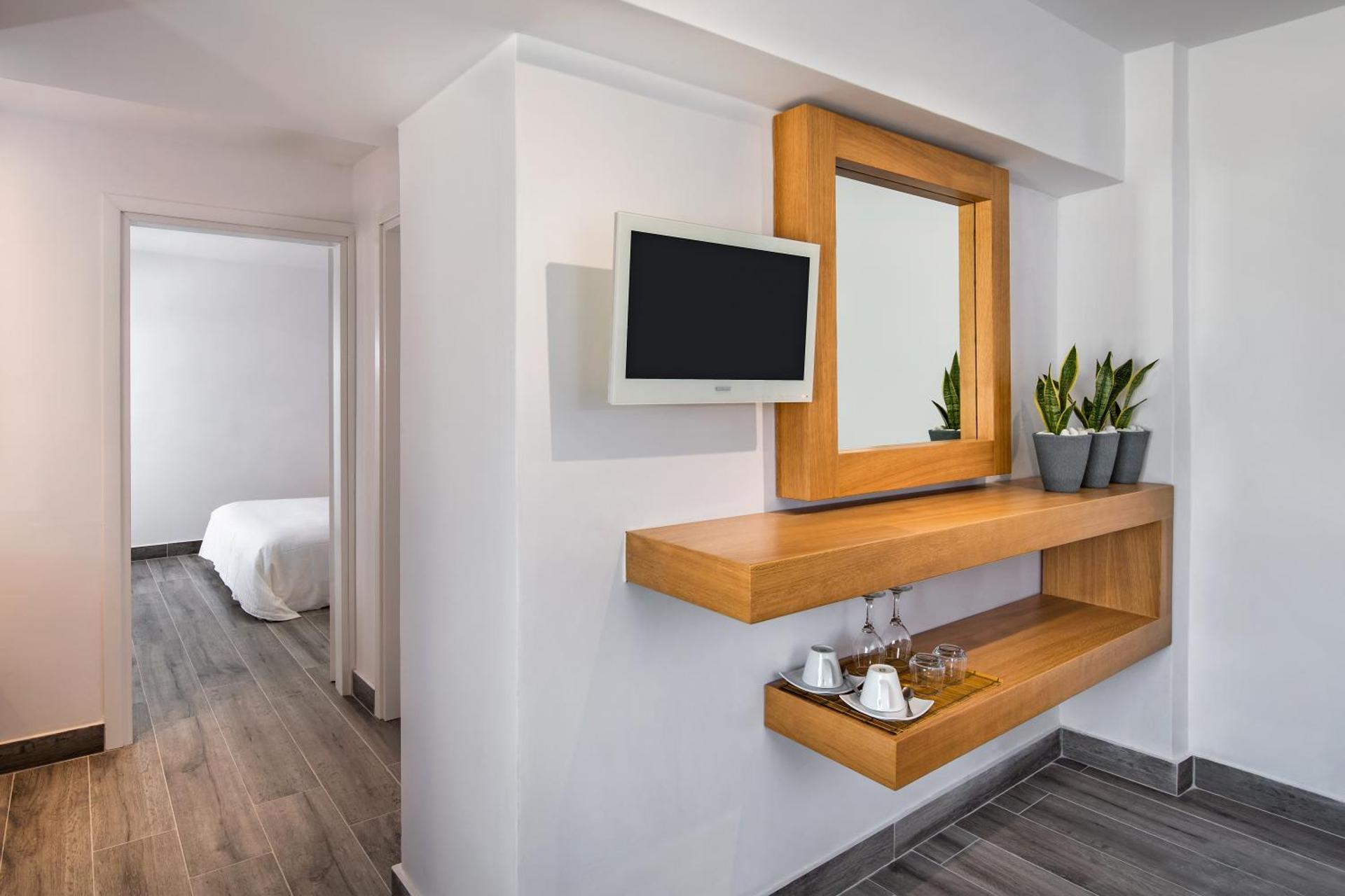 Hotel Thireas - Photo 46
