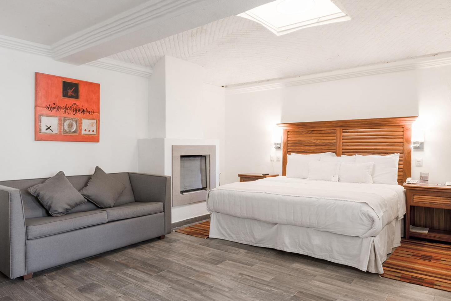 Hotel La Morada - Photo 13