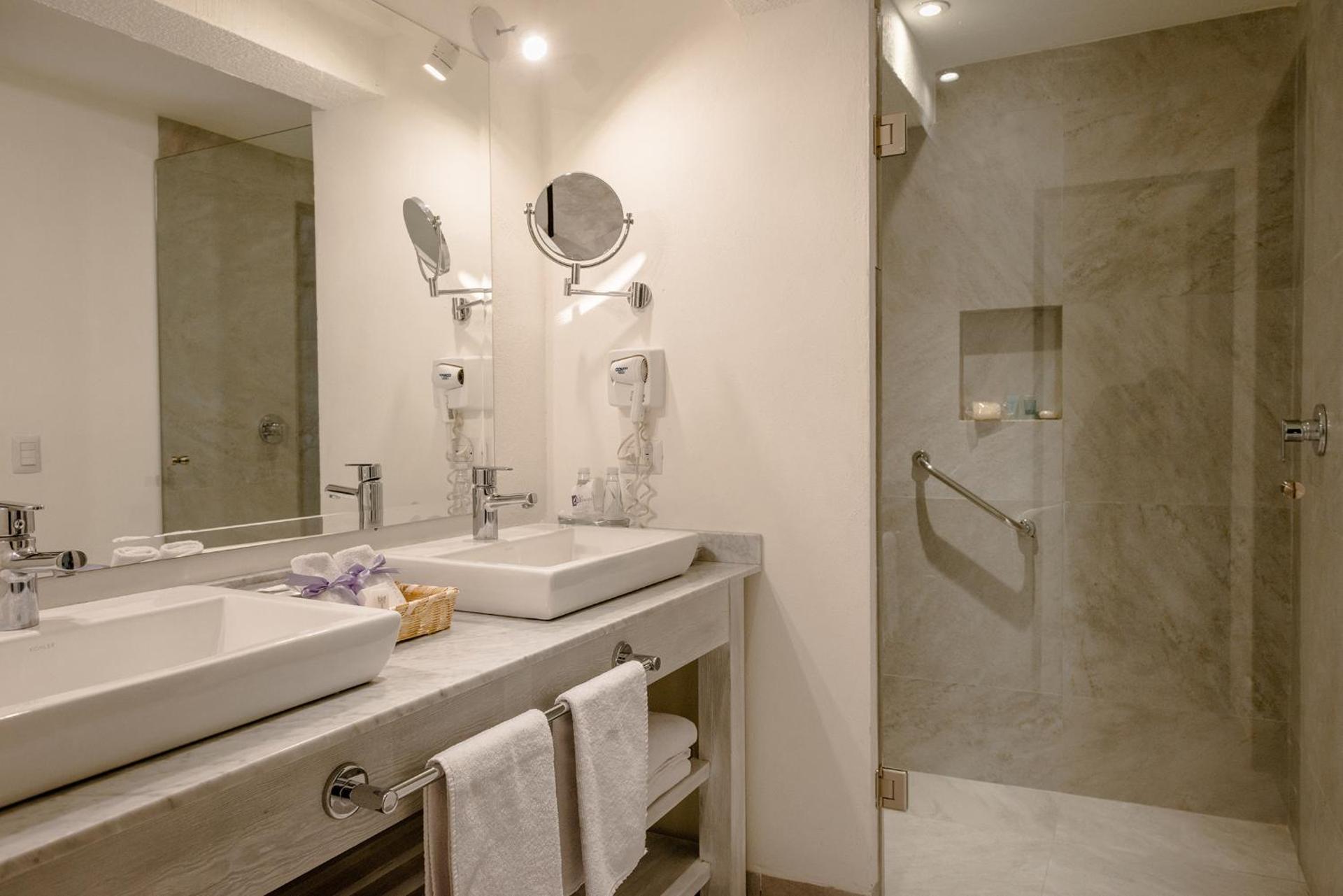 Hotel La Morada - Photo 7