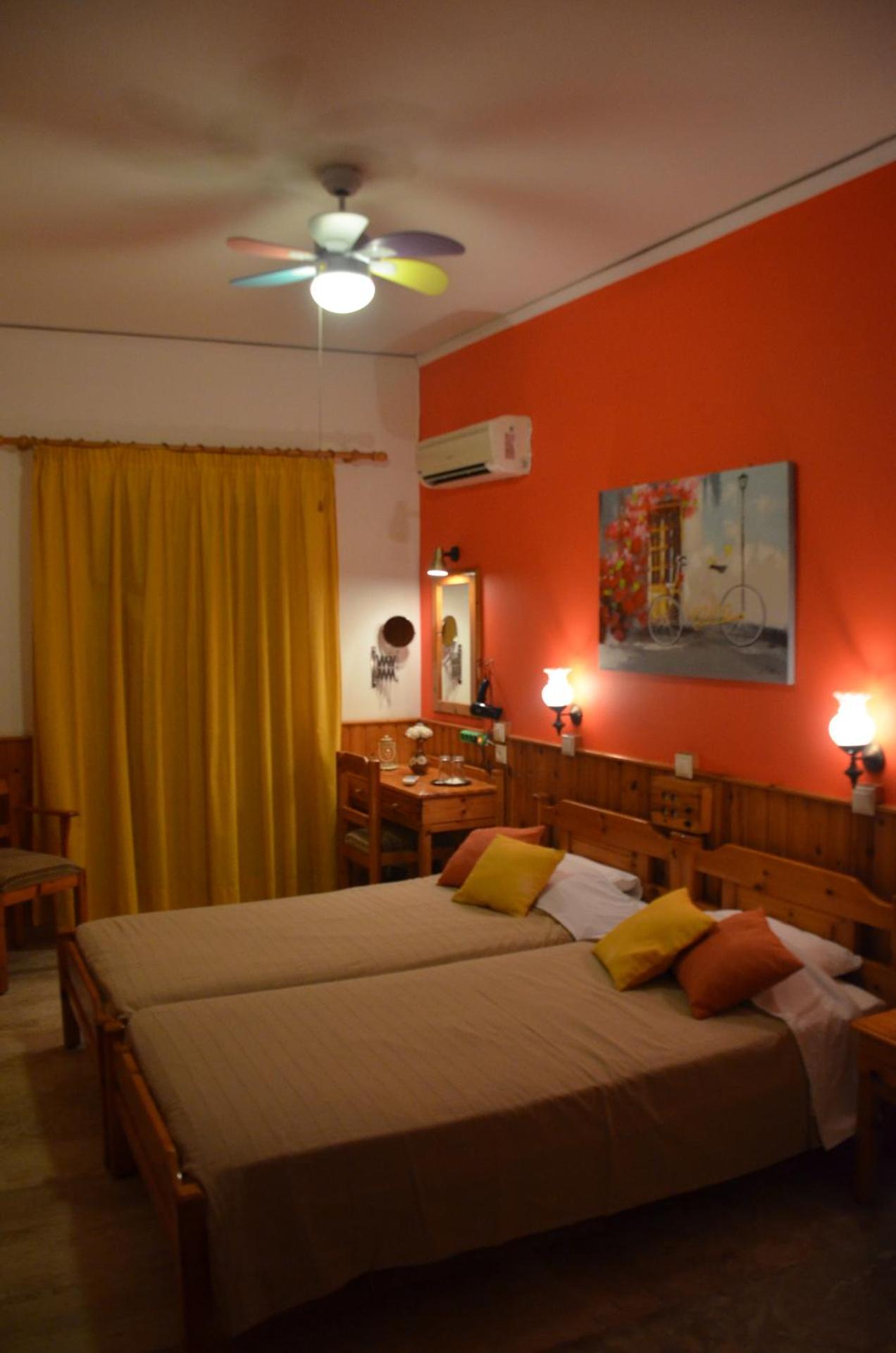 Standard Twin Room with Garden View
