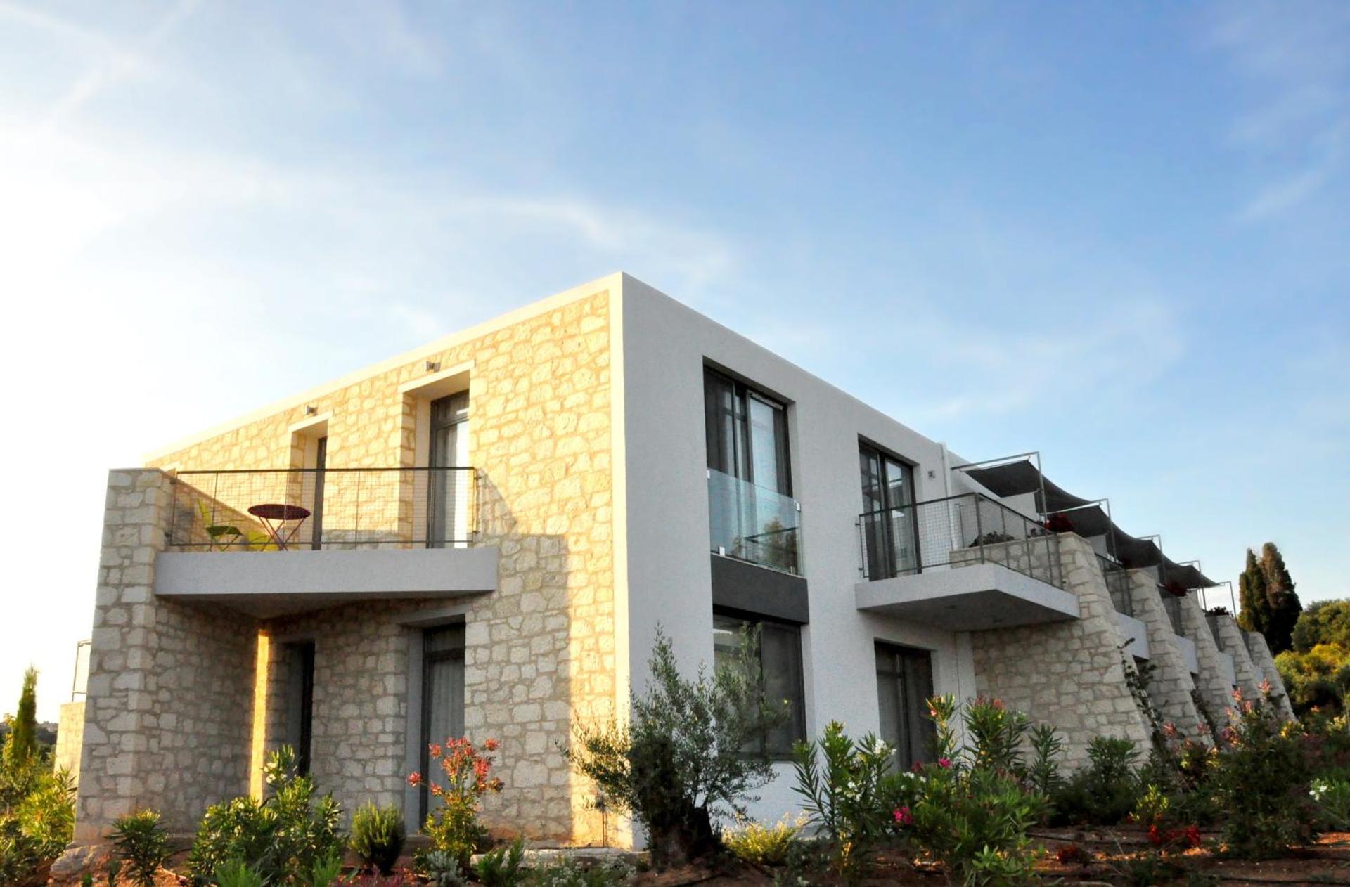 Studio with Garden View Ground Floor