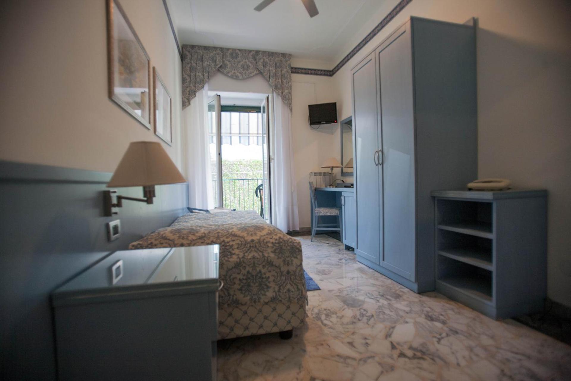 Hotel Ariston - Photo 50