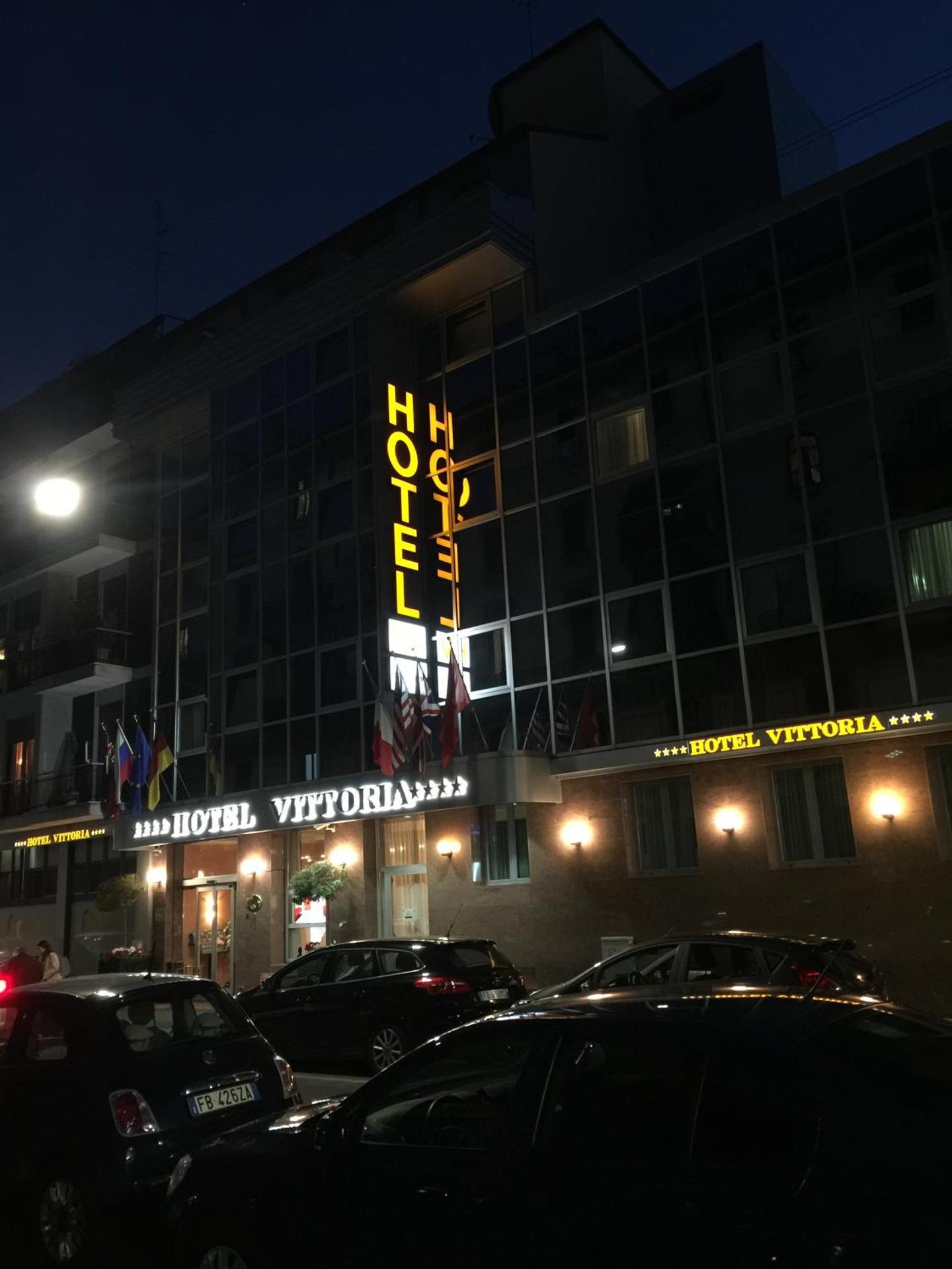 Hotel Vittoria - Photo 68