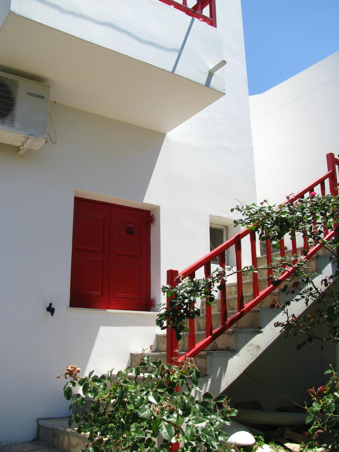 Anna Studios - Photo 49