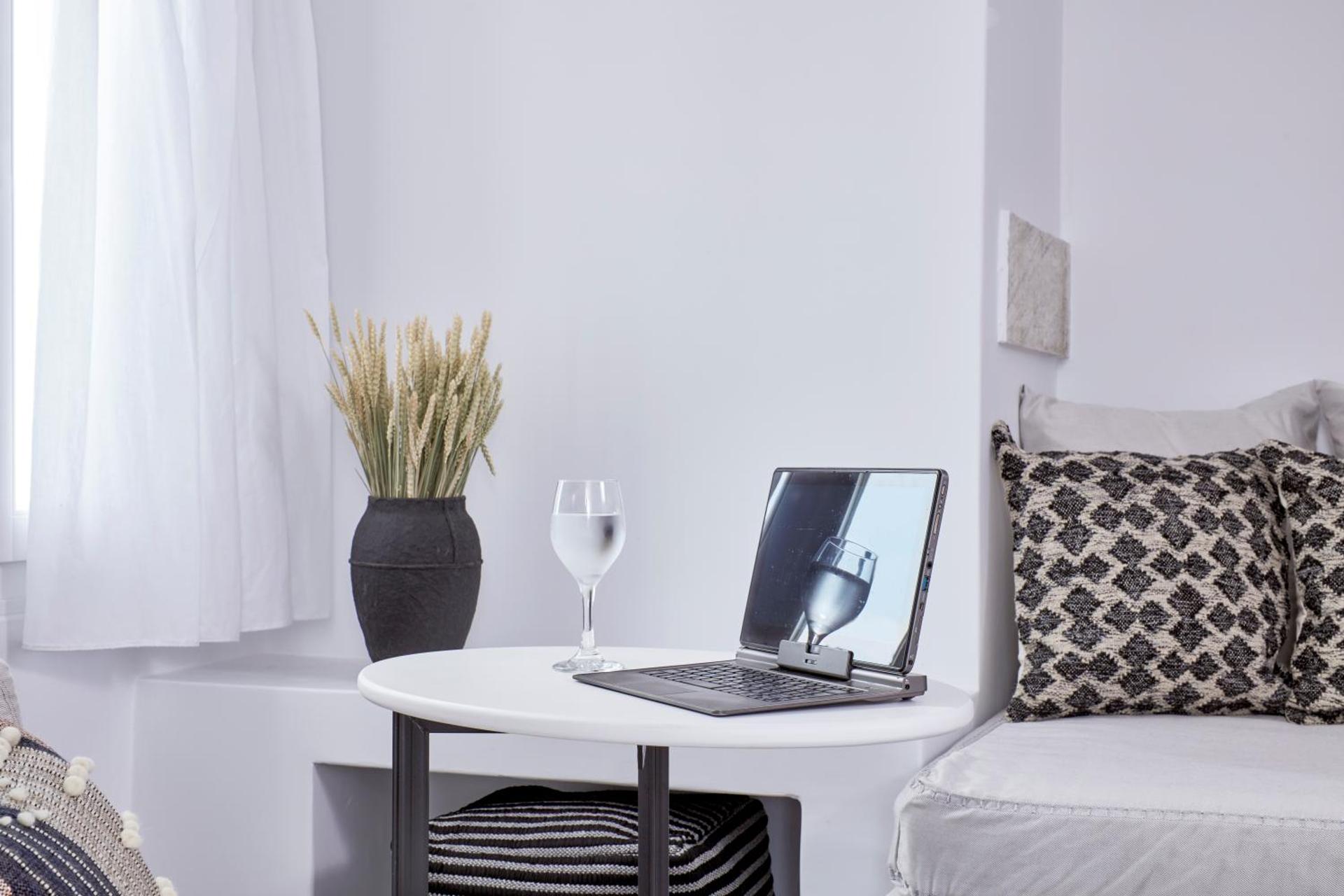 Cosmopolitan Suites - Small Luxury Hotels of the World - Photo 4