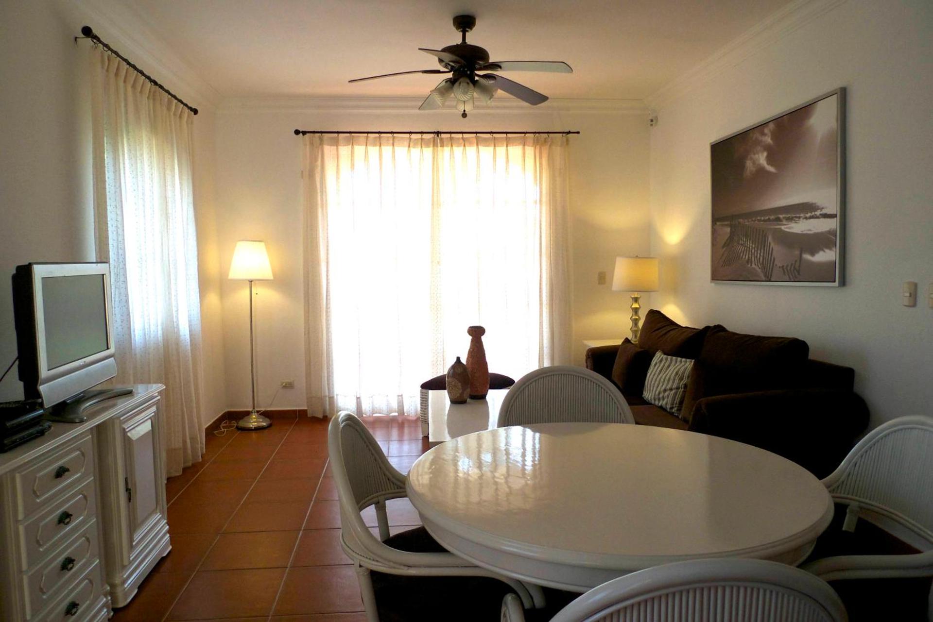 The Golf Suites - Photo 31